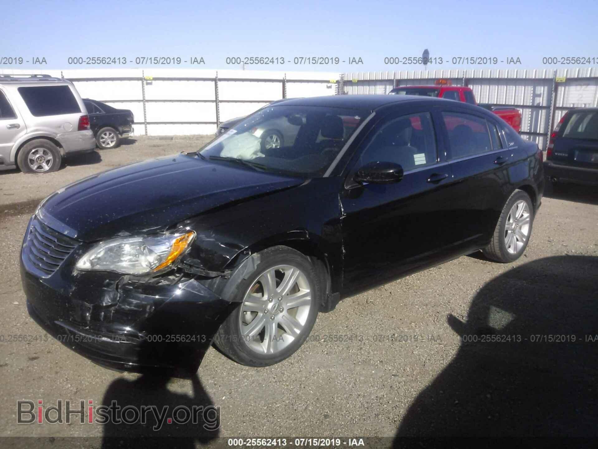 2014 CHRYSLER 200 - VIN: 1C3CCBBB5EN178953 - Фото 2