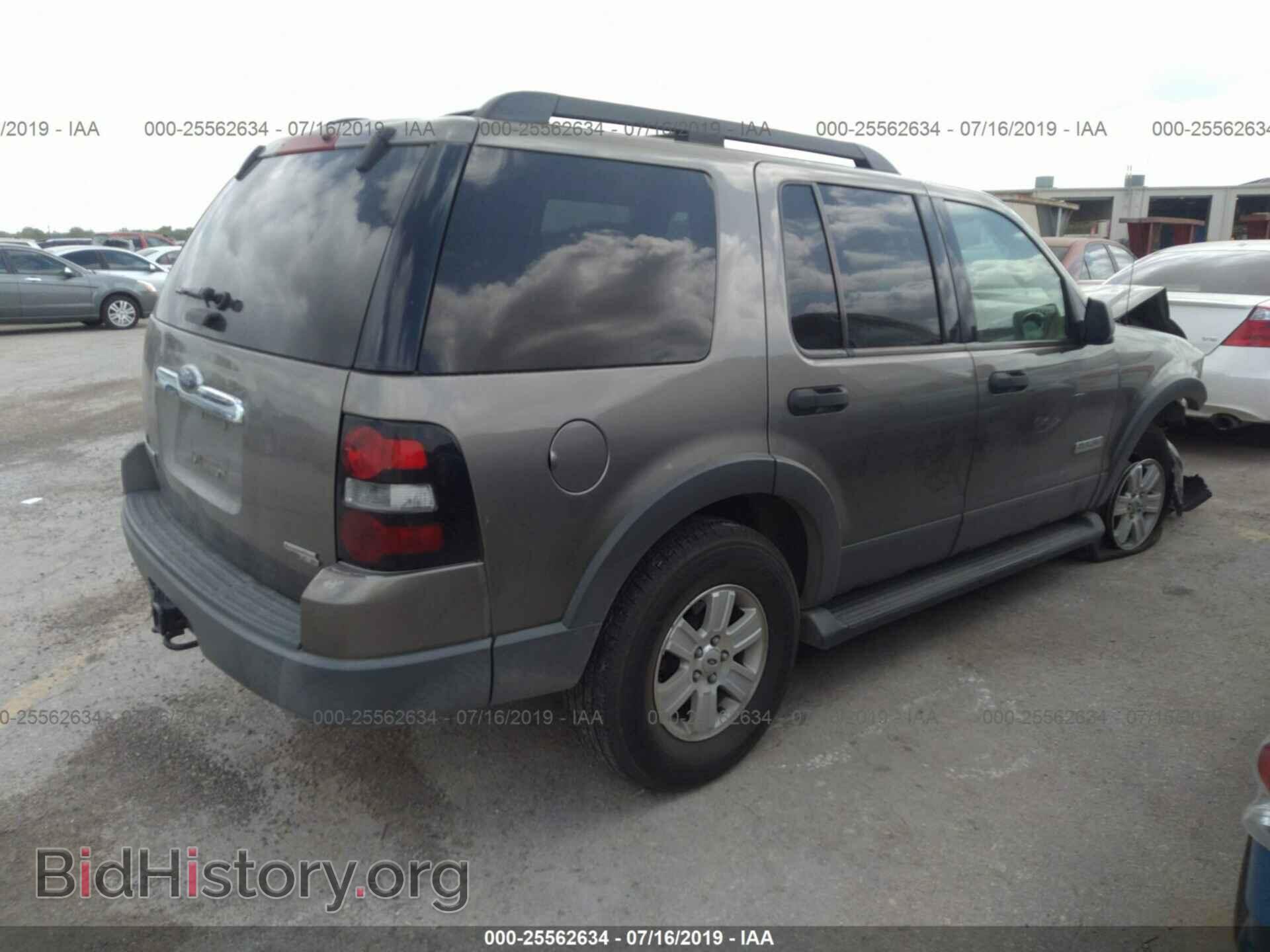 2006 FORD EXPLORER - VIN: 1FMEU73E76UB09868 - Фото 4