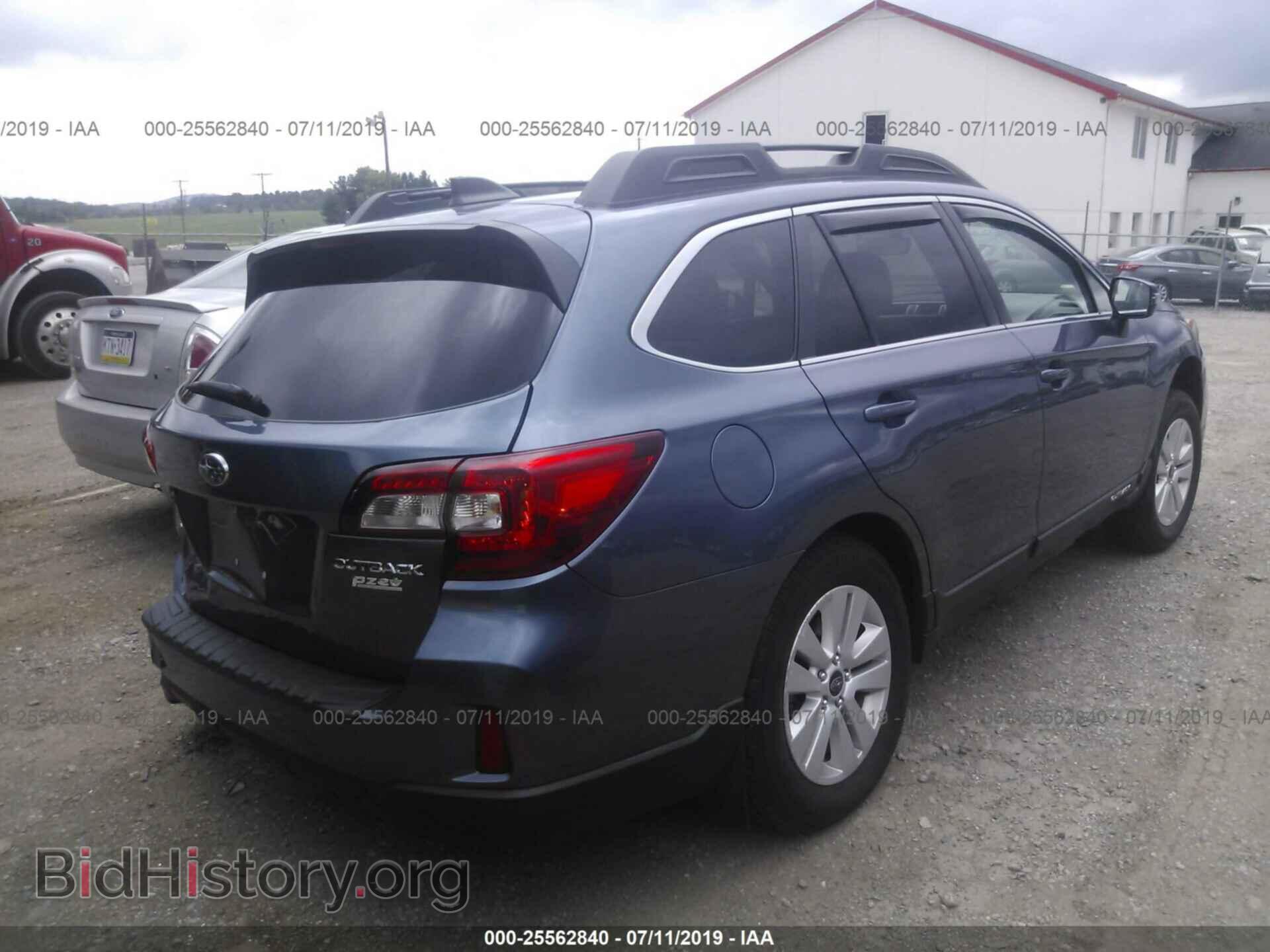 2017 SUBARU OUTBACK - VIN: 4S4BSAFC8H3424963 - Photo 4