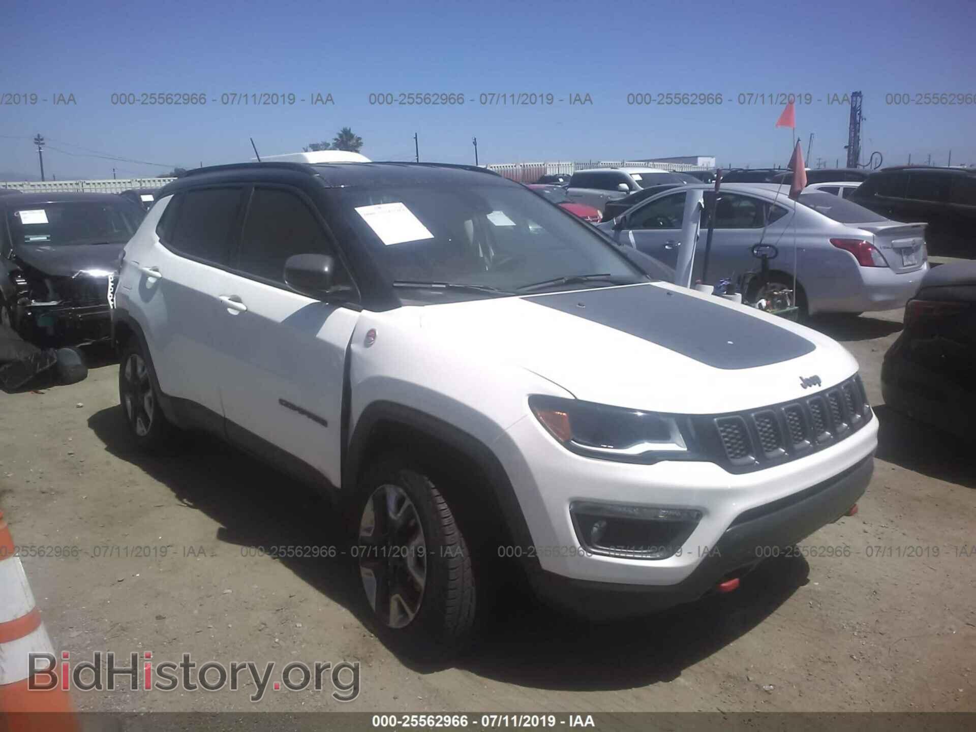 Фотография 3C4NJDDB9JT346008 - JEEP COMPASS 2018