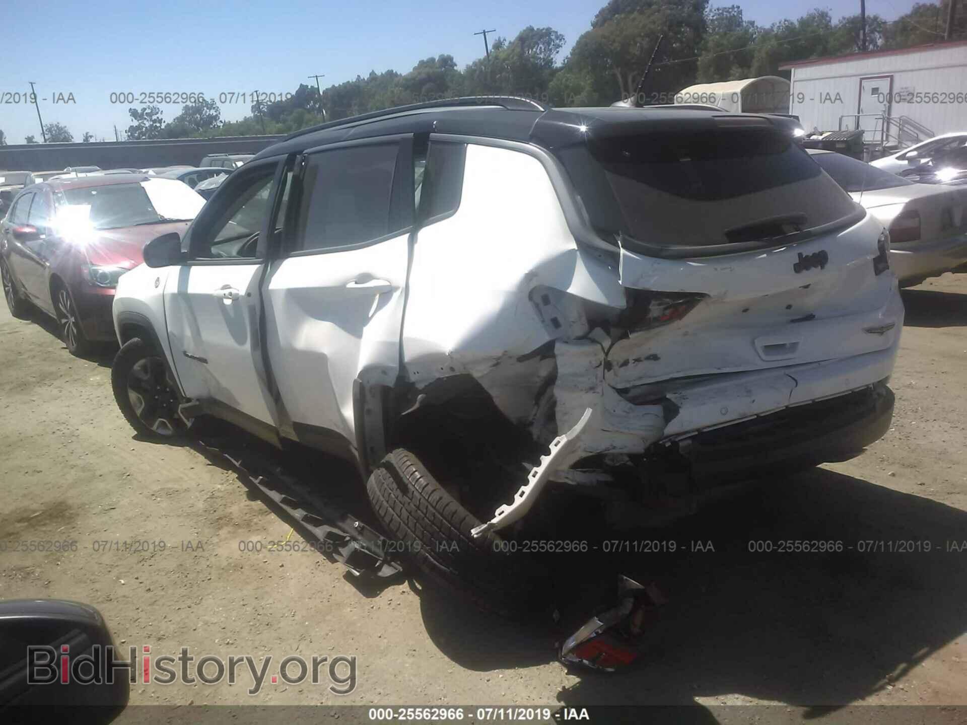 2018 JEEP COMPASS - VIN: 3C4NJDDB9JT346008 - Фото 3