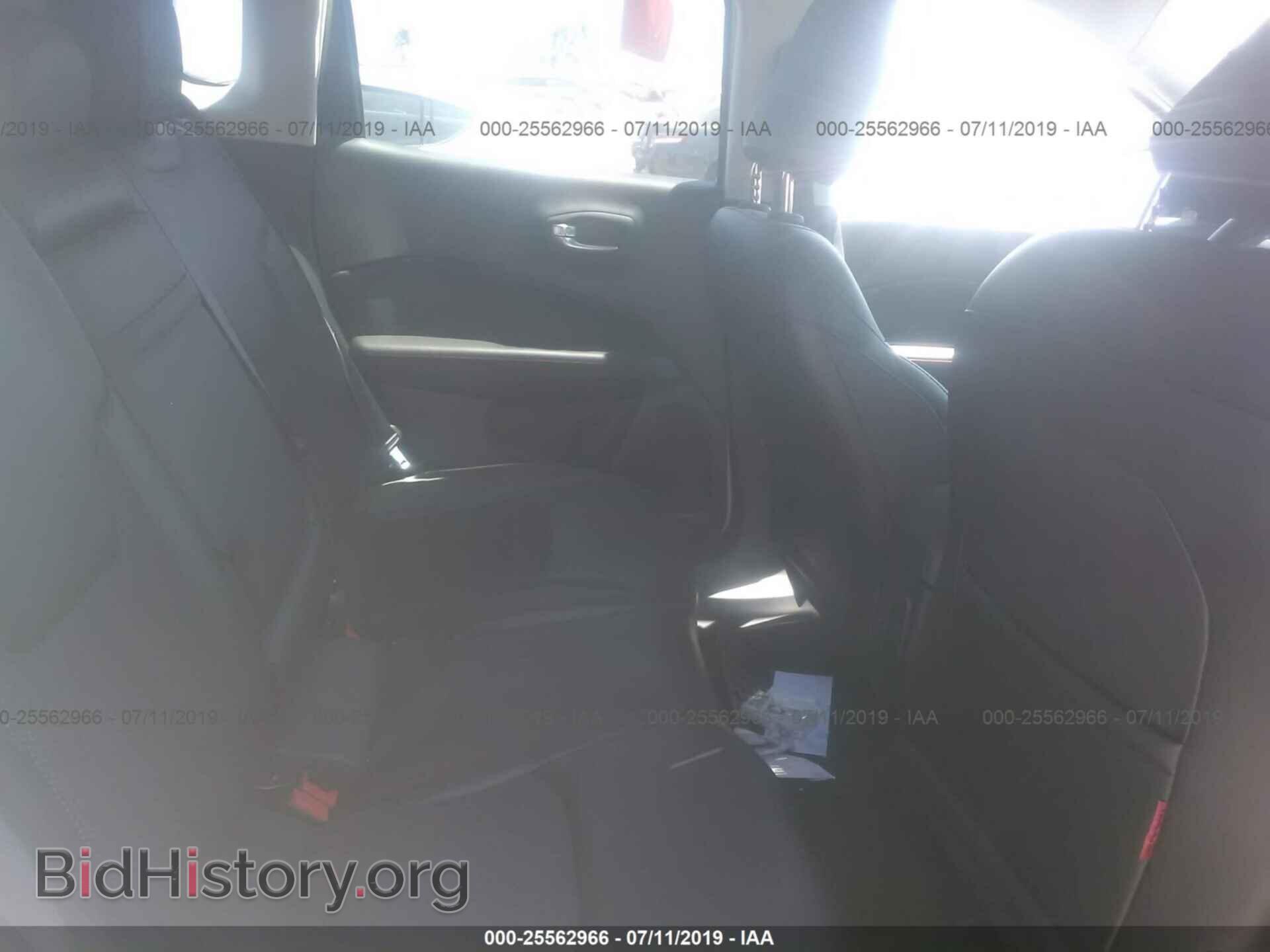 2018 JEEP COMPASS - VIN: 3C4NJDDB9JT346008 - Фото 8