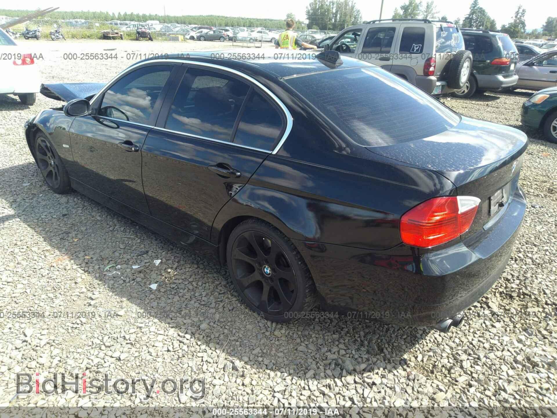 2006 BMW 330 - VIN: WBAVB33596PS16158 - Фото 3