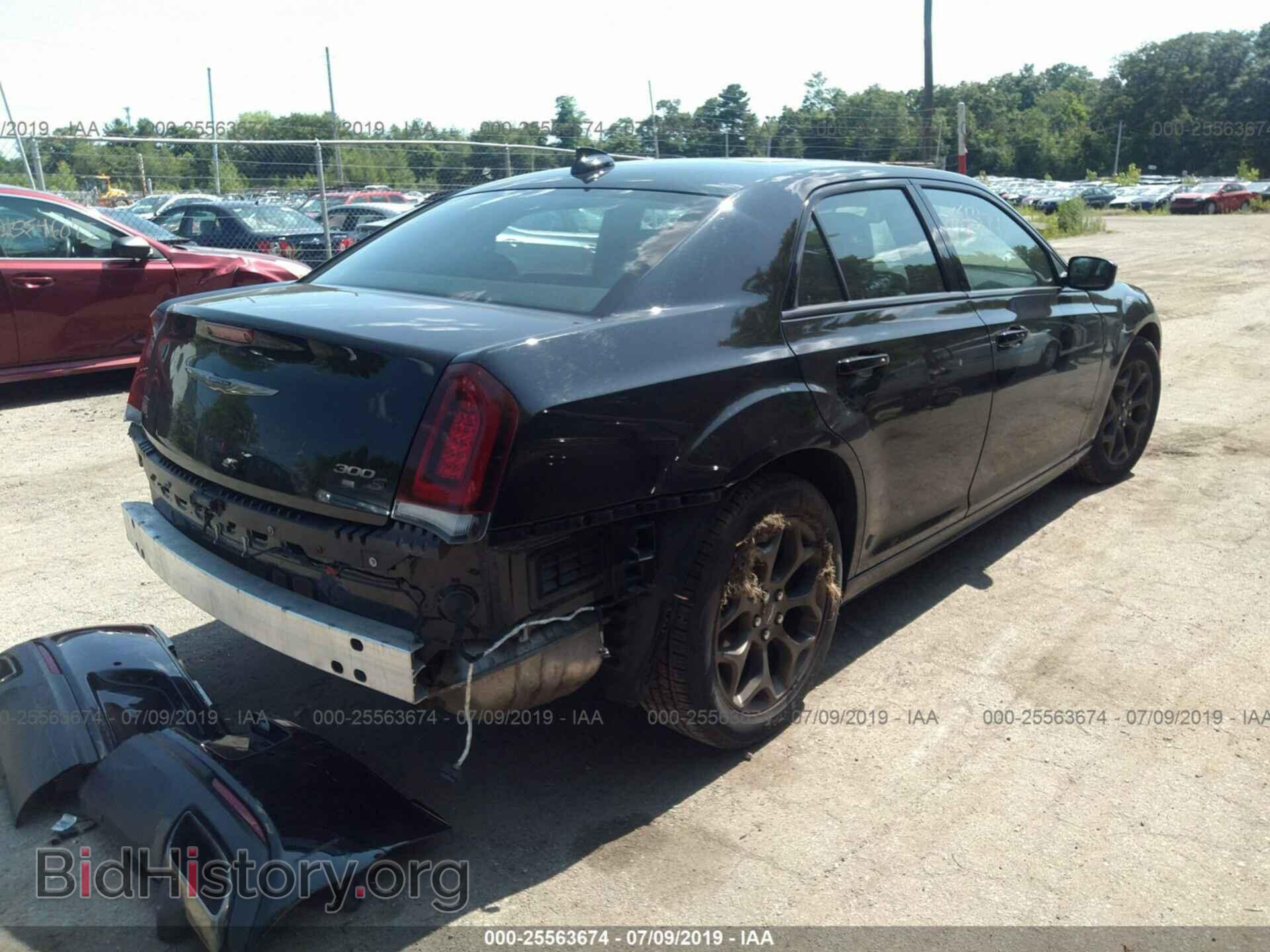 2016 CHRYSLER 300 - VIN: 2C3CCAGG2GH321190 - Photo 4