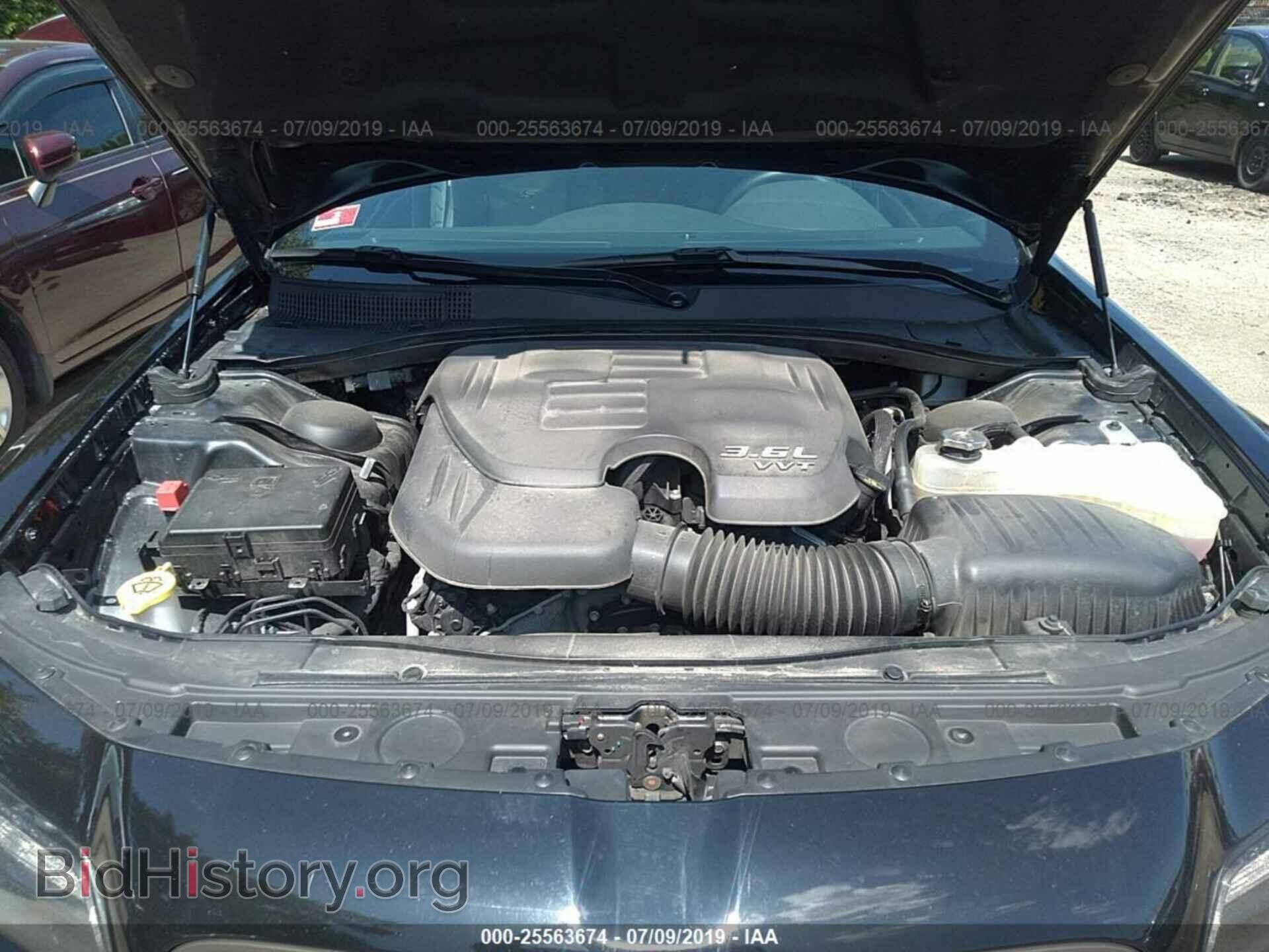 2016 CHRYSLER 300 - VIN: 2C3CCAGG2GH321190 - Photo 10