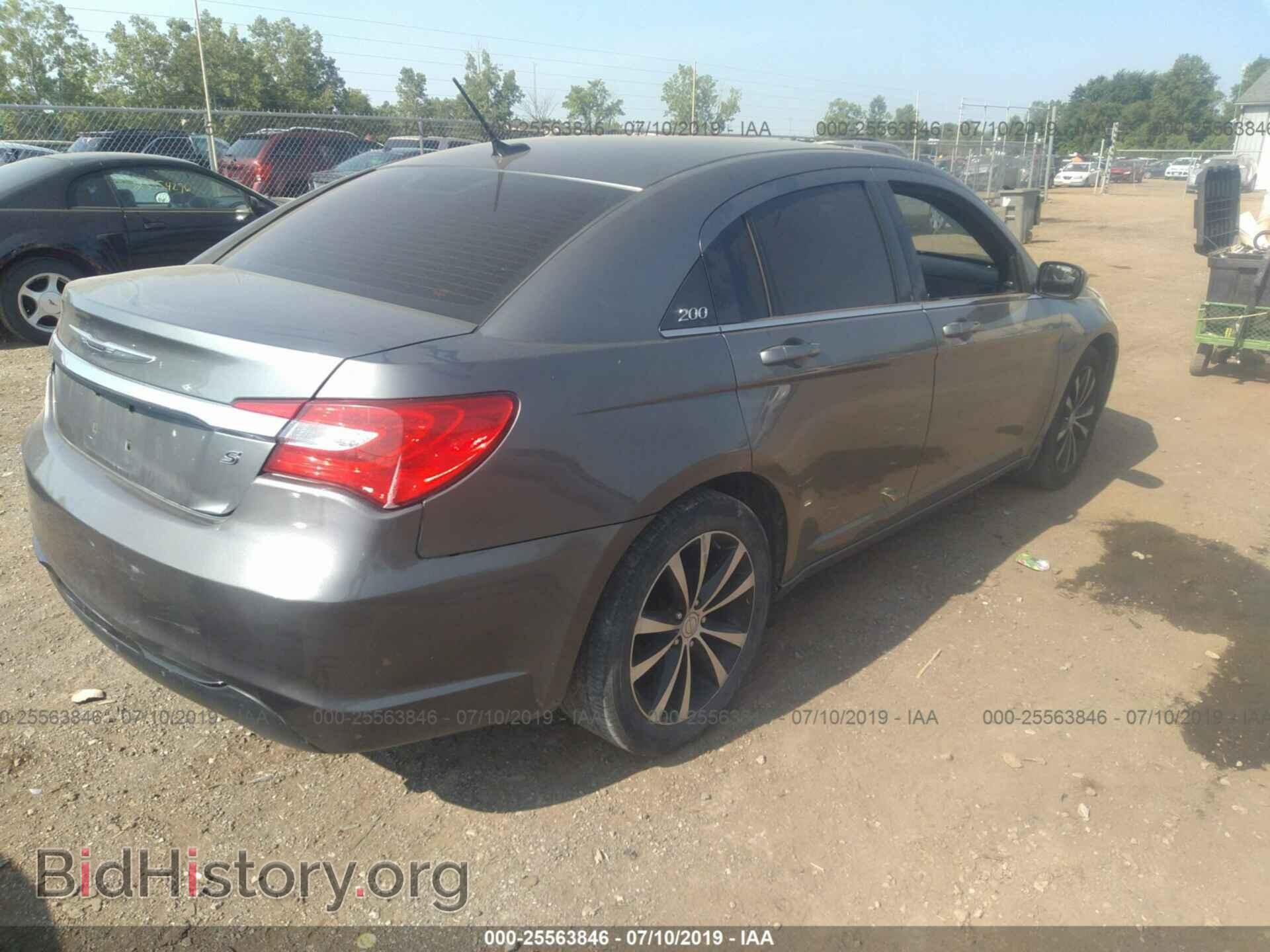 2013 CHRYSLER 200 - VIN: 1C3CCBCG9DN520557 - Photo 4
