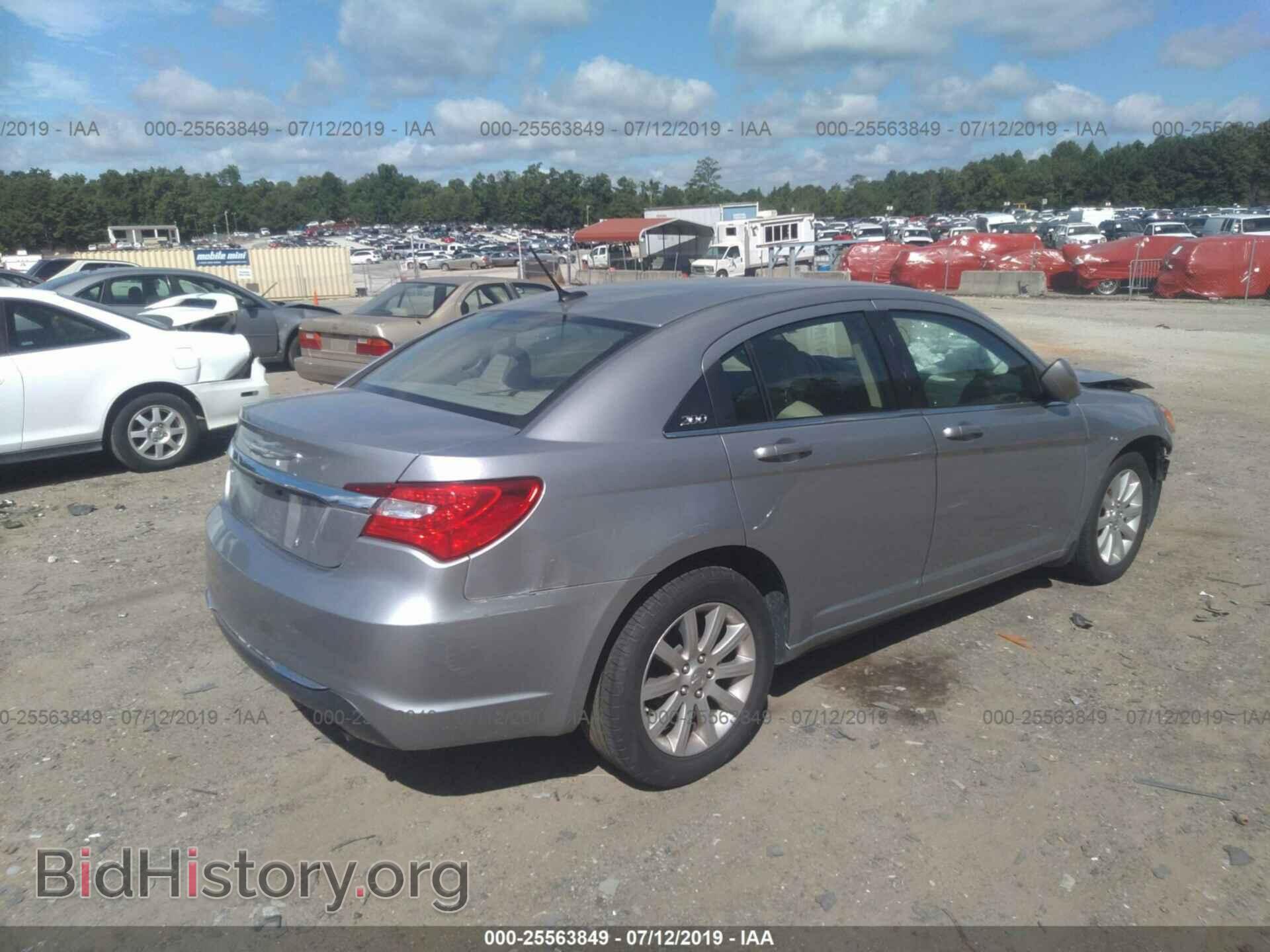 2014 CHRYSLER 200 - VIN: 1C3CCBBB4EN108019 - Photo 4
