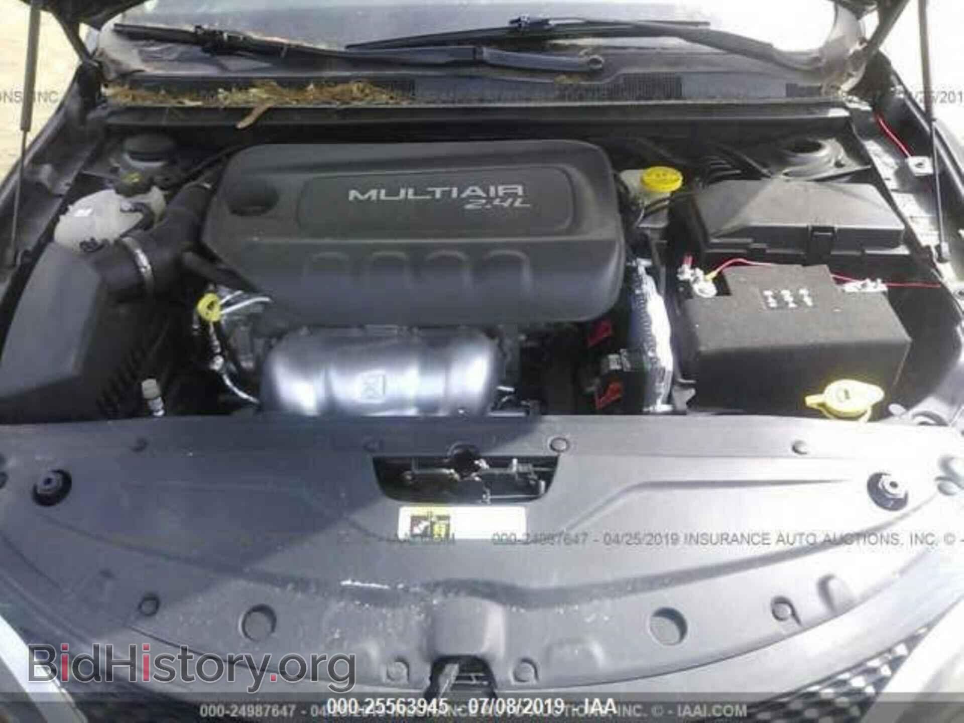2016 CHRYSLER 200 - VIN: 1C3CCCAB0GN172729 - Фото 10