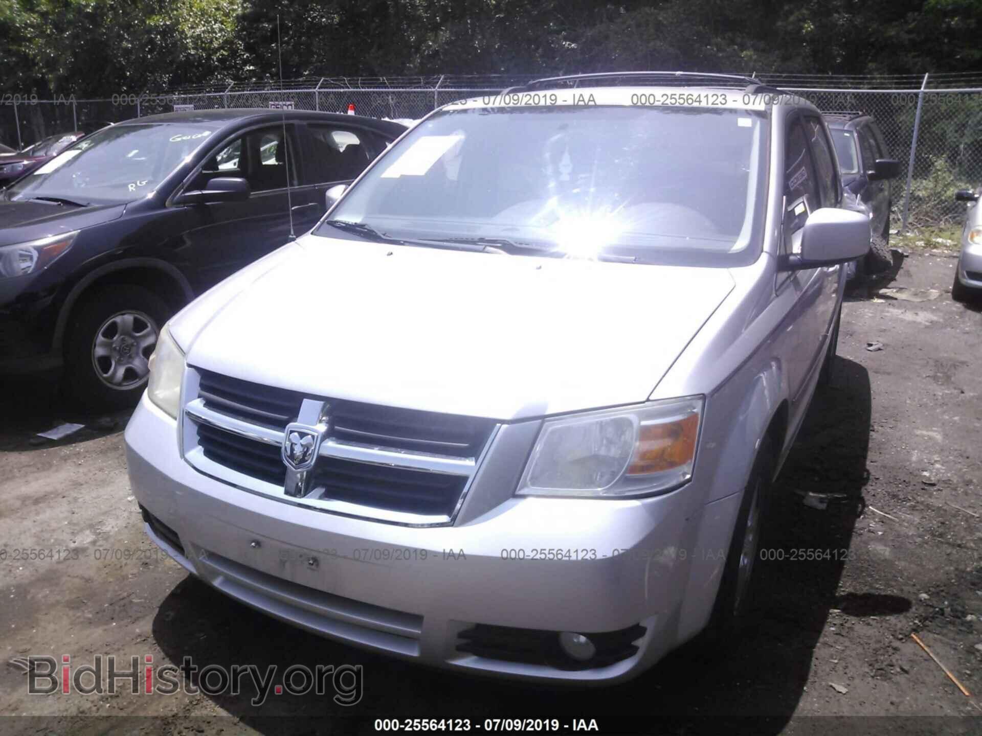 2010 DODGE GRAND CARAVAN - VIN: 2D4RN5D16AR154909 - Фото 2