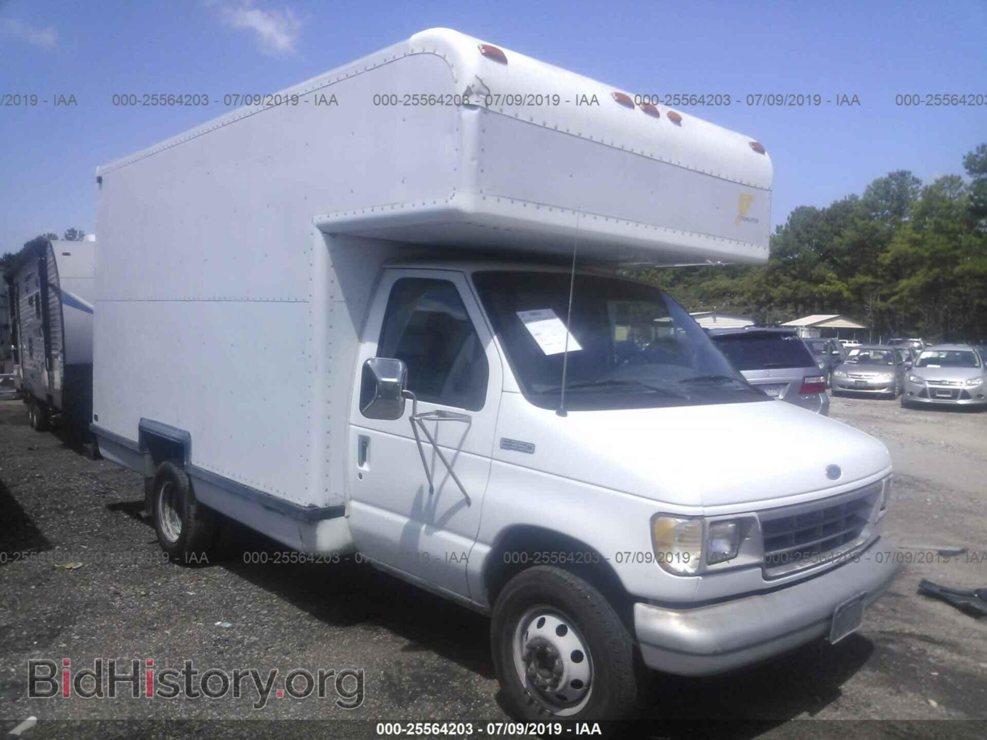 Photo 1FDKE37H5RHA59787 - FORD ECONOLINE 1994