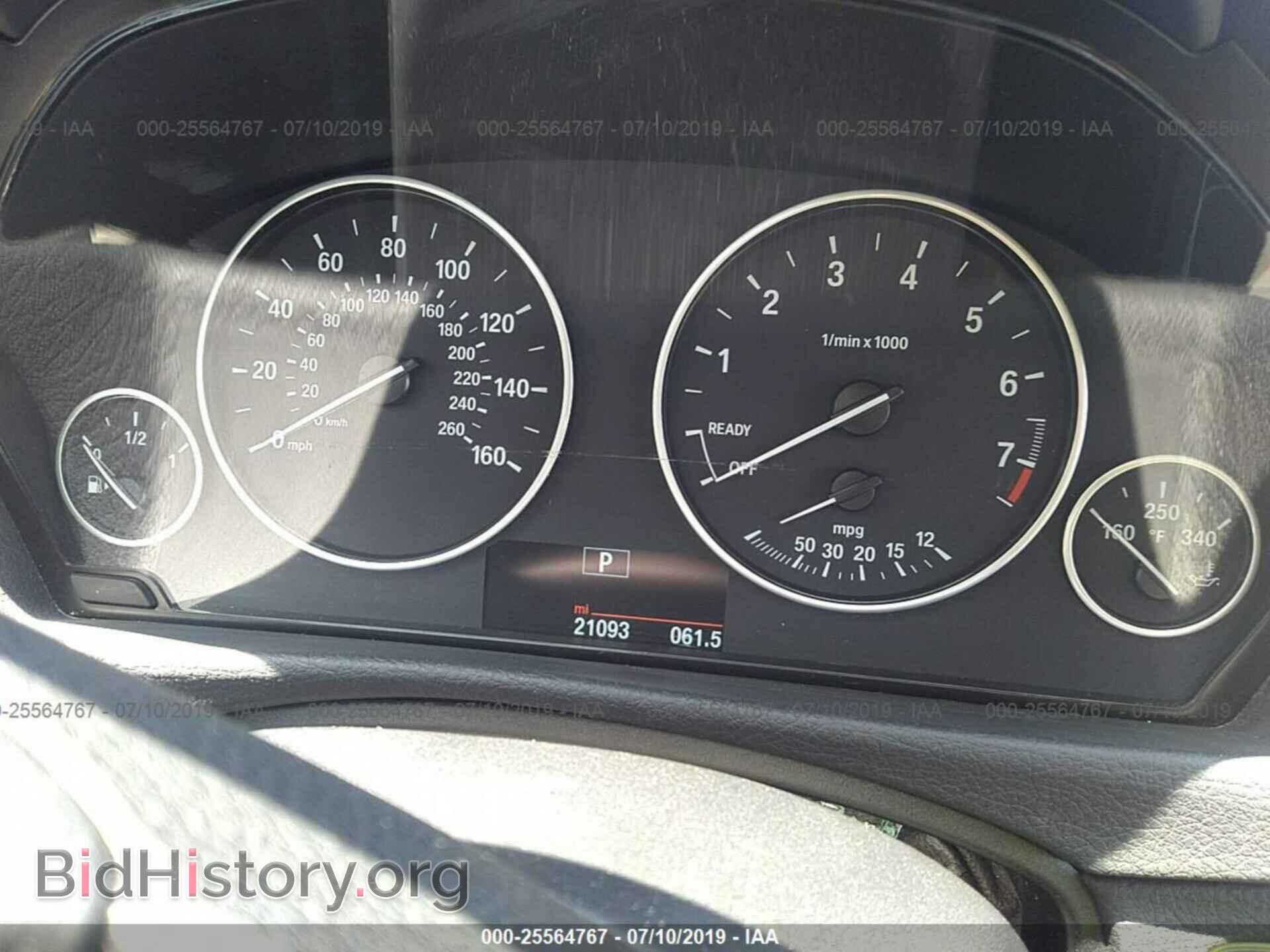 2016 BMW 320 - VIN: WBA8E1G56GNT37228 - Photo 7