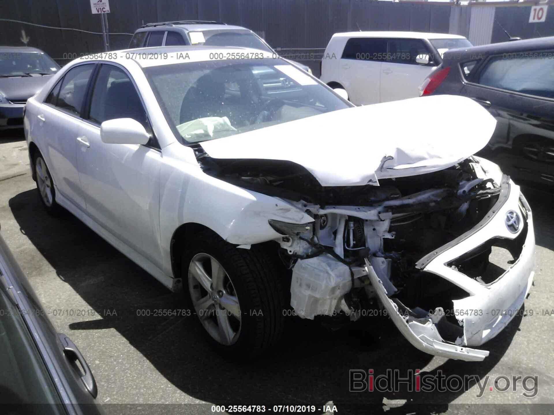 Photo 4T1BF3EK8BU673838 - TOYOTA CAMRY 2011