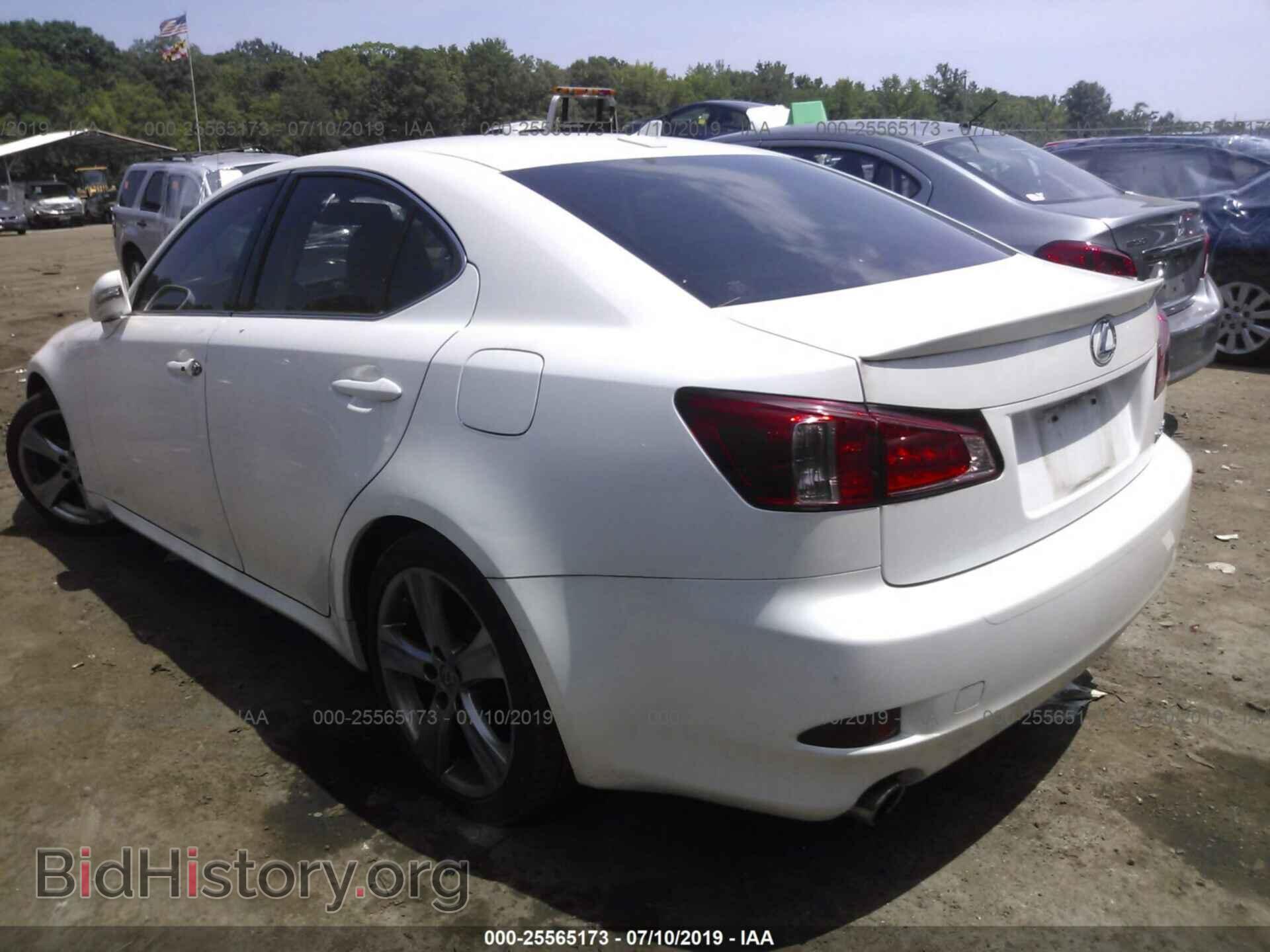 2011 LEXUS IS - VIN: JTHBF5C26B5136252 - Фото 3