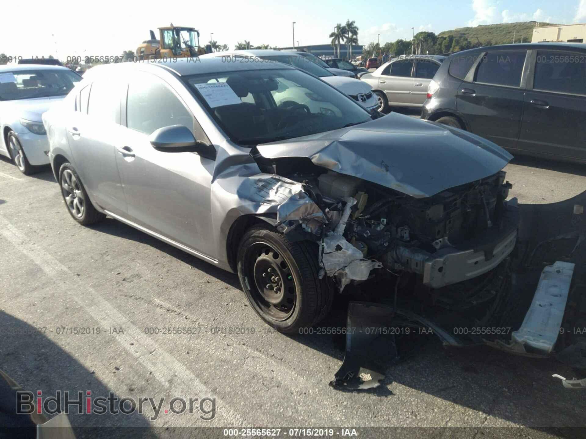 Photo JM1BL1UF2B1469124 - MAZDA 3 2011