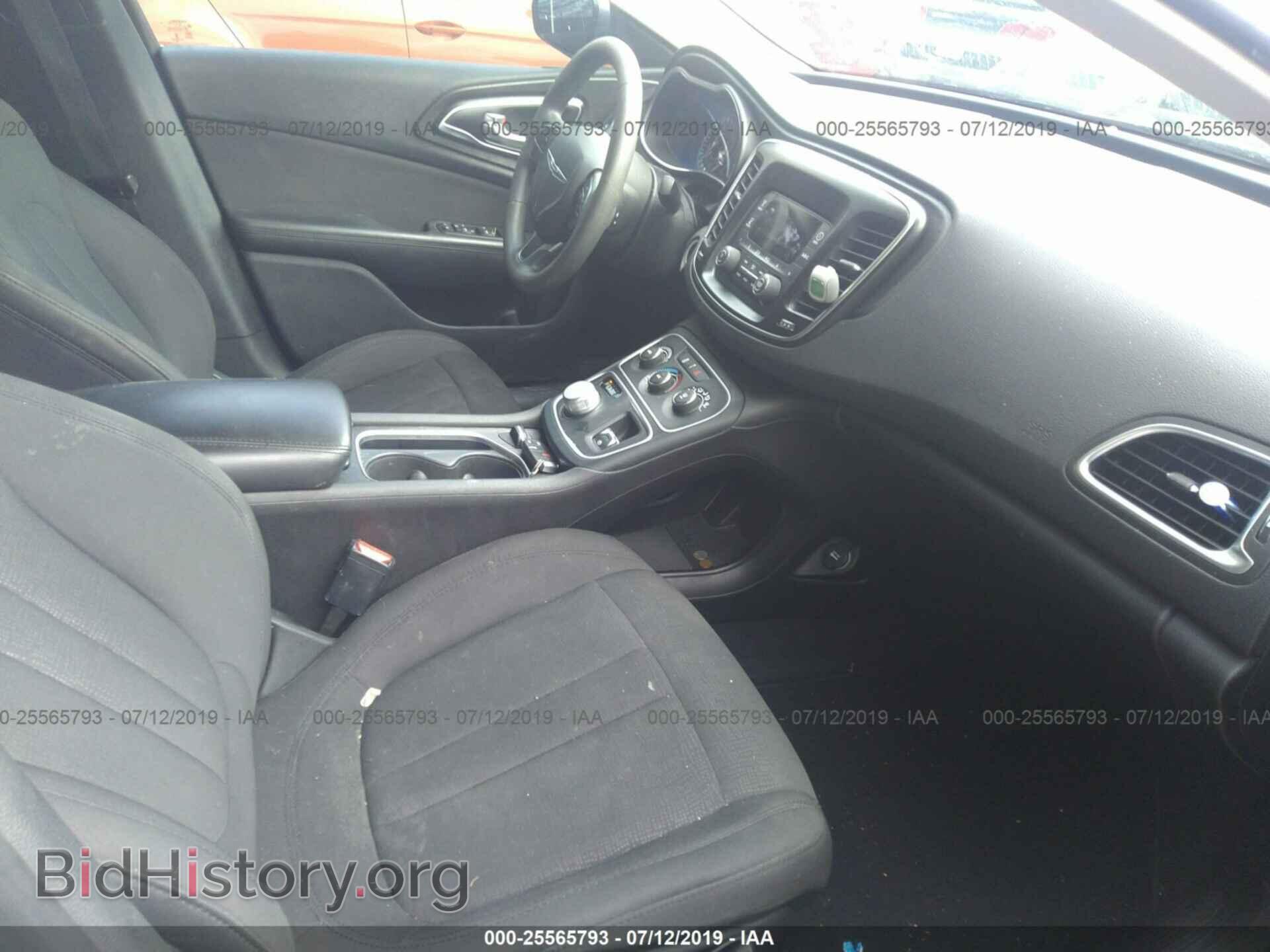 2016 CHRYSLER 200 - VIN: 1C3CCCFB1GN187989 - Фото 5