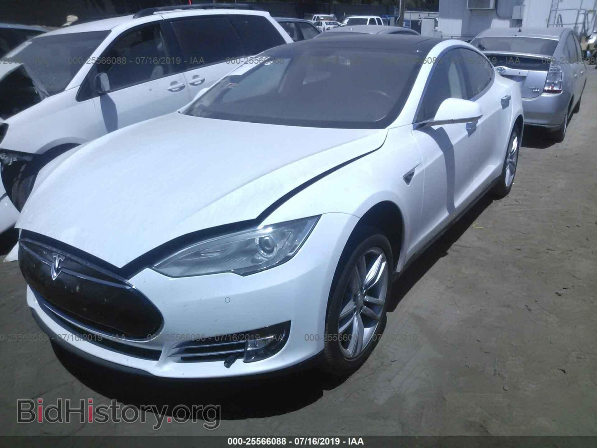 2013 TESLA MODEL S - VIN: 5YJSA1DN4DFP21785 - Фото 2