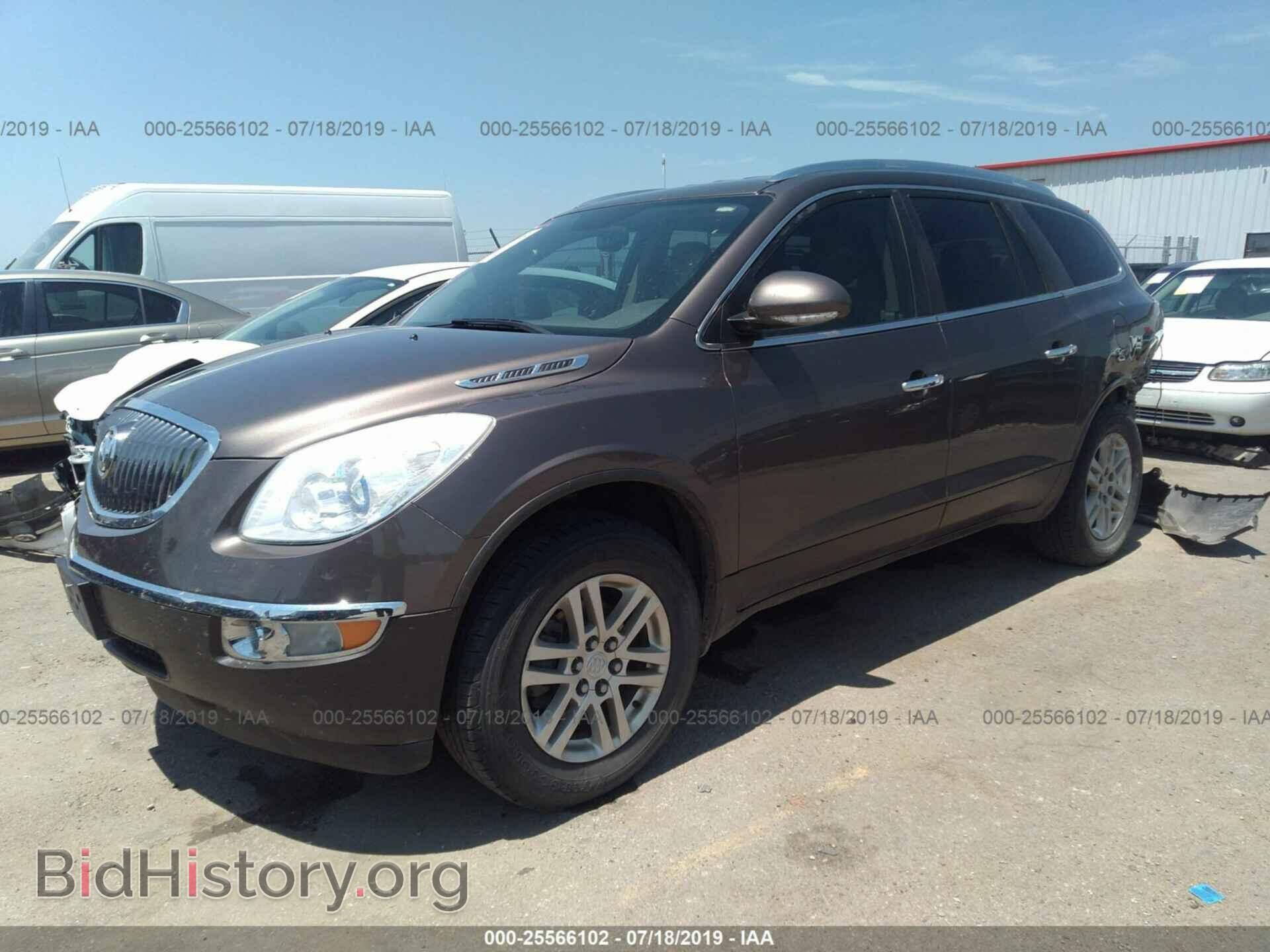 2012 BUICK ENCLAVE - VIN: 5GAKRAED7CJ369082 - Photo 2