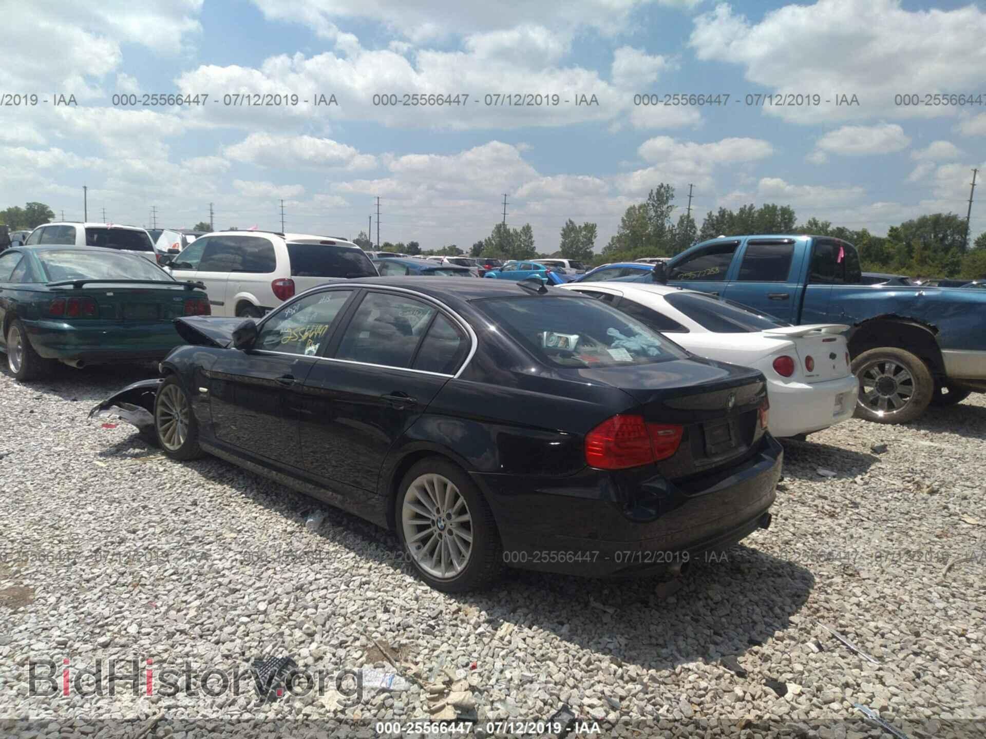 2010 BMW 335 - VIN: WBAPL3C51AA407543 - Фото 3