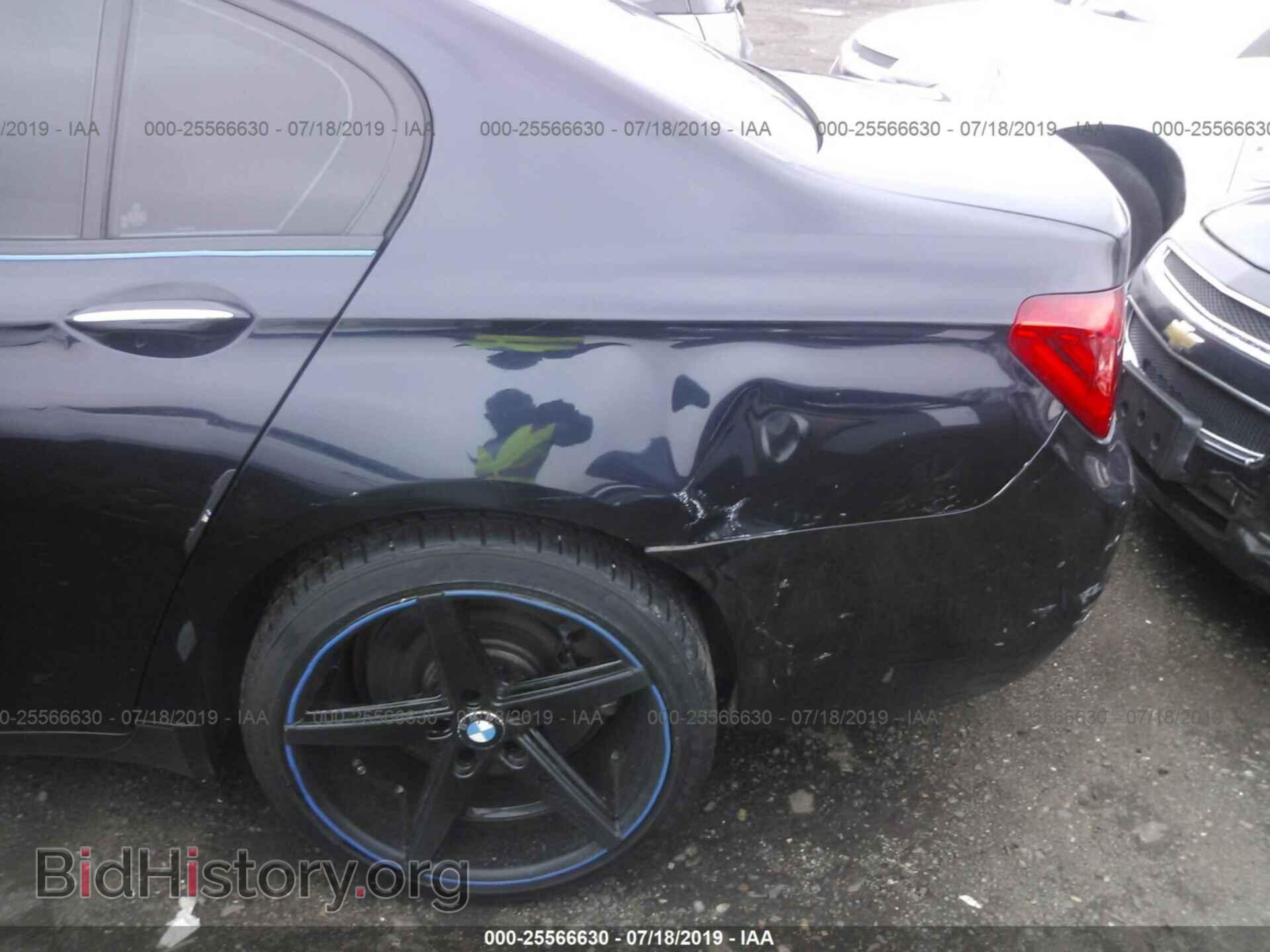 2012 BMW 750 - VIN: WBAKC8C52CC434748 - Фото 6