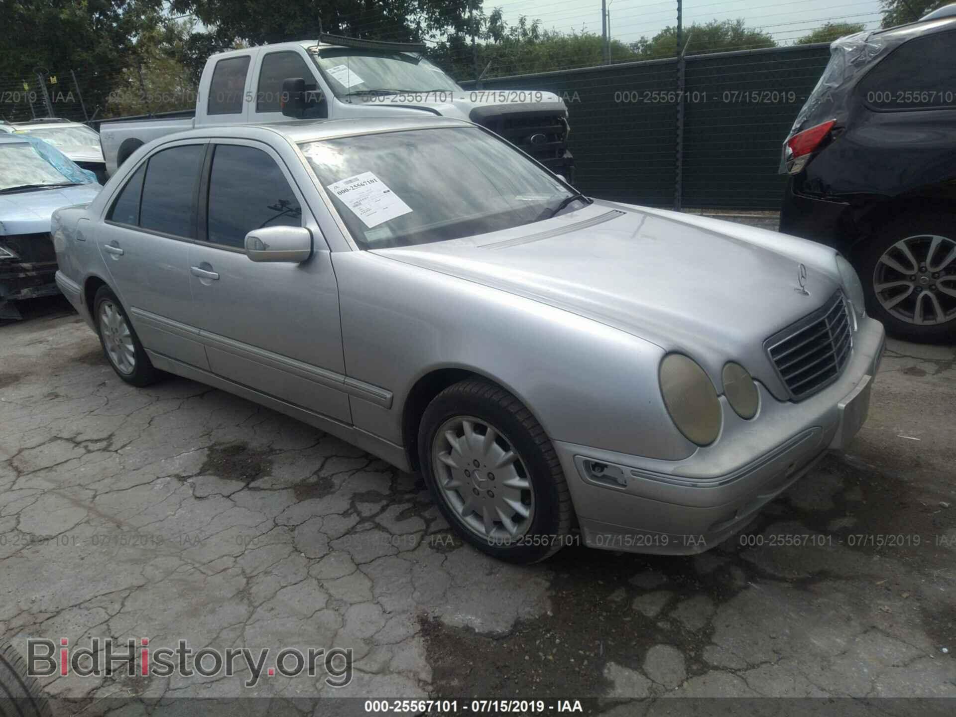Фотография WDBJF65J0YB089946 - MERCEDES-BENZ E 2000