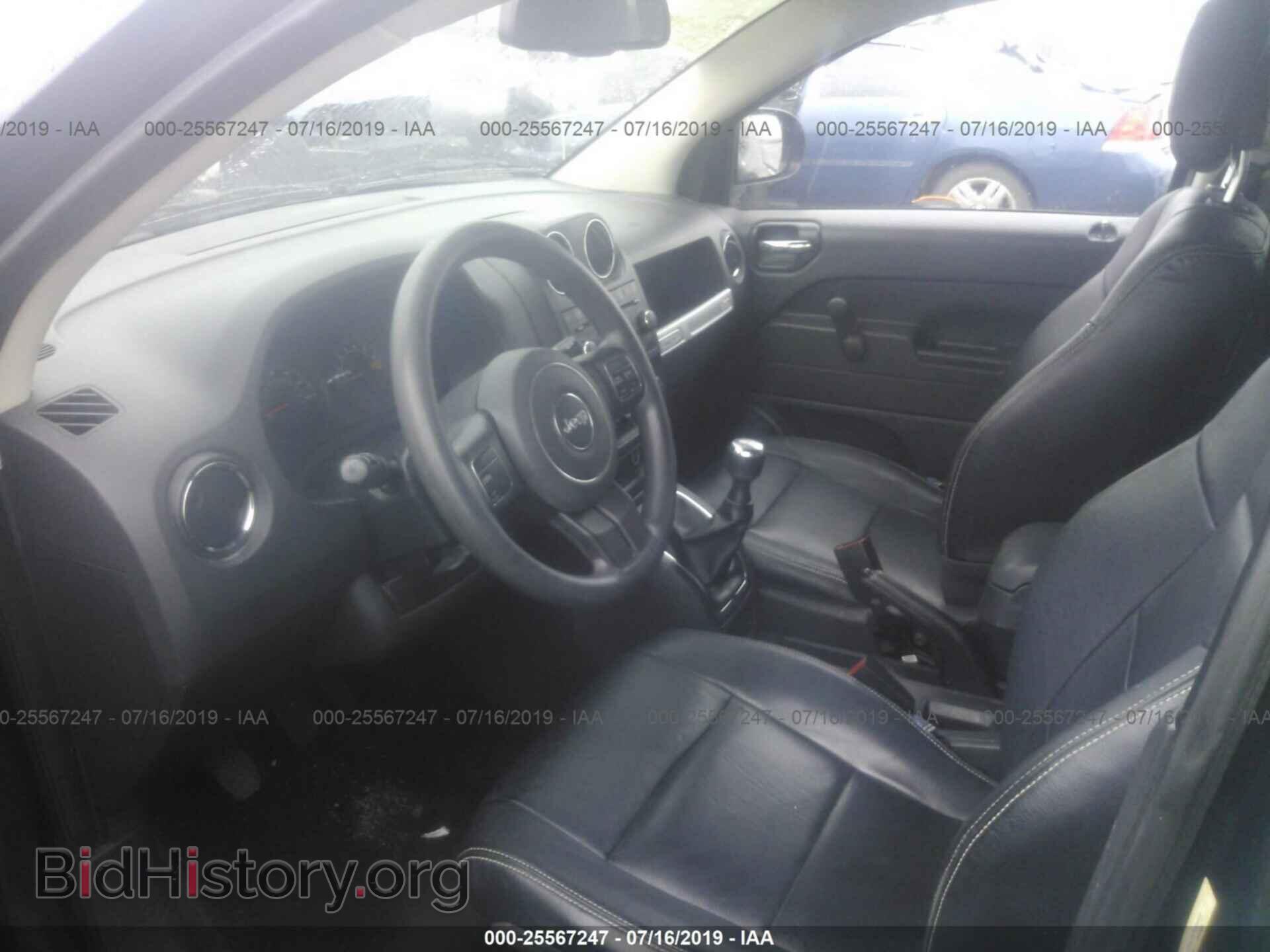 2014 JEEP COMPASS - VIN: 1C4NJCBA3ED685220 - Photo 5