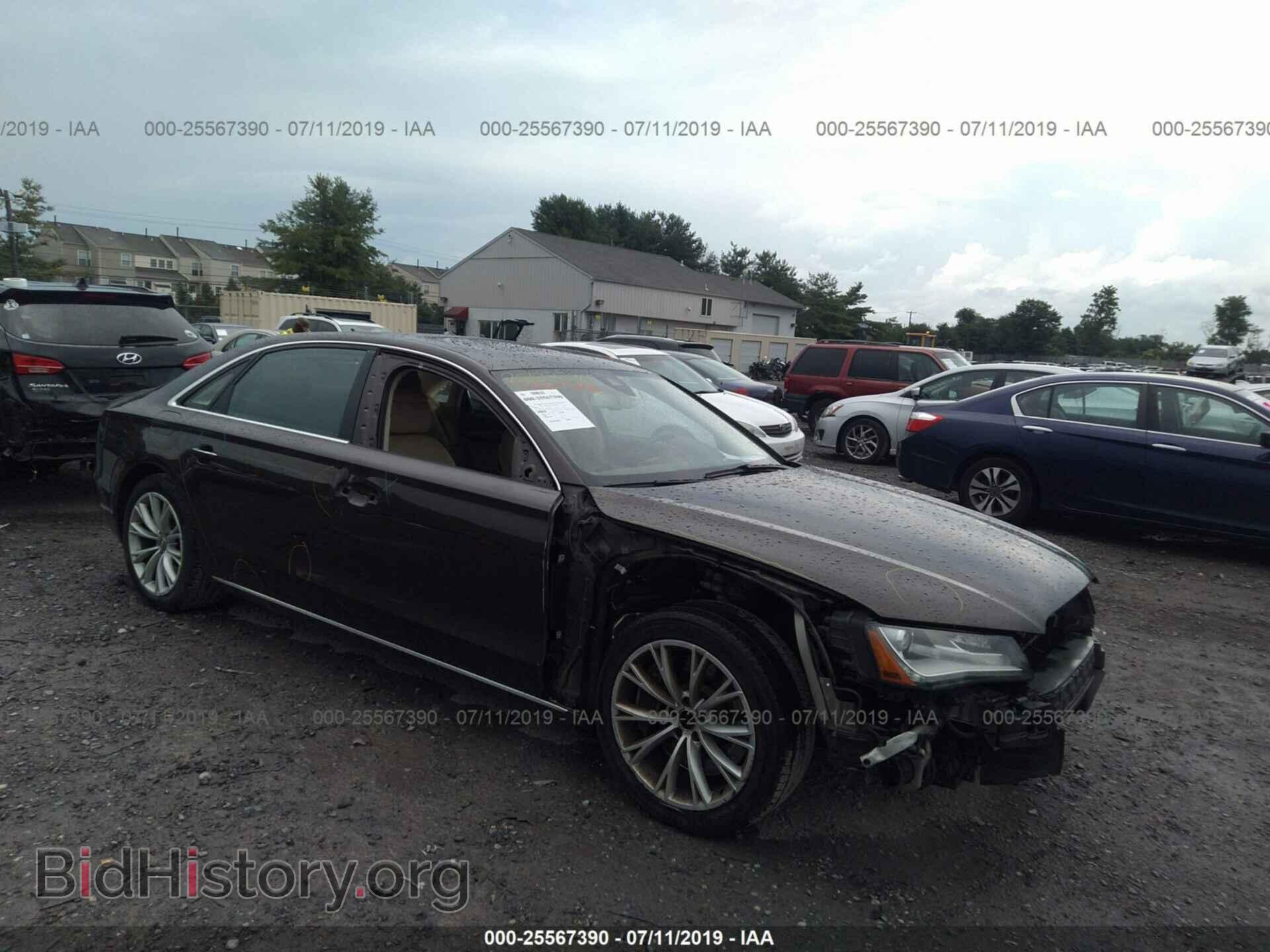 Photo WAURVAFD9BN026995 - AUDI A8 2011