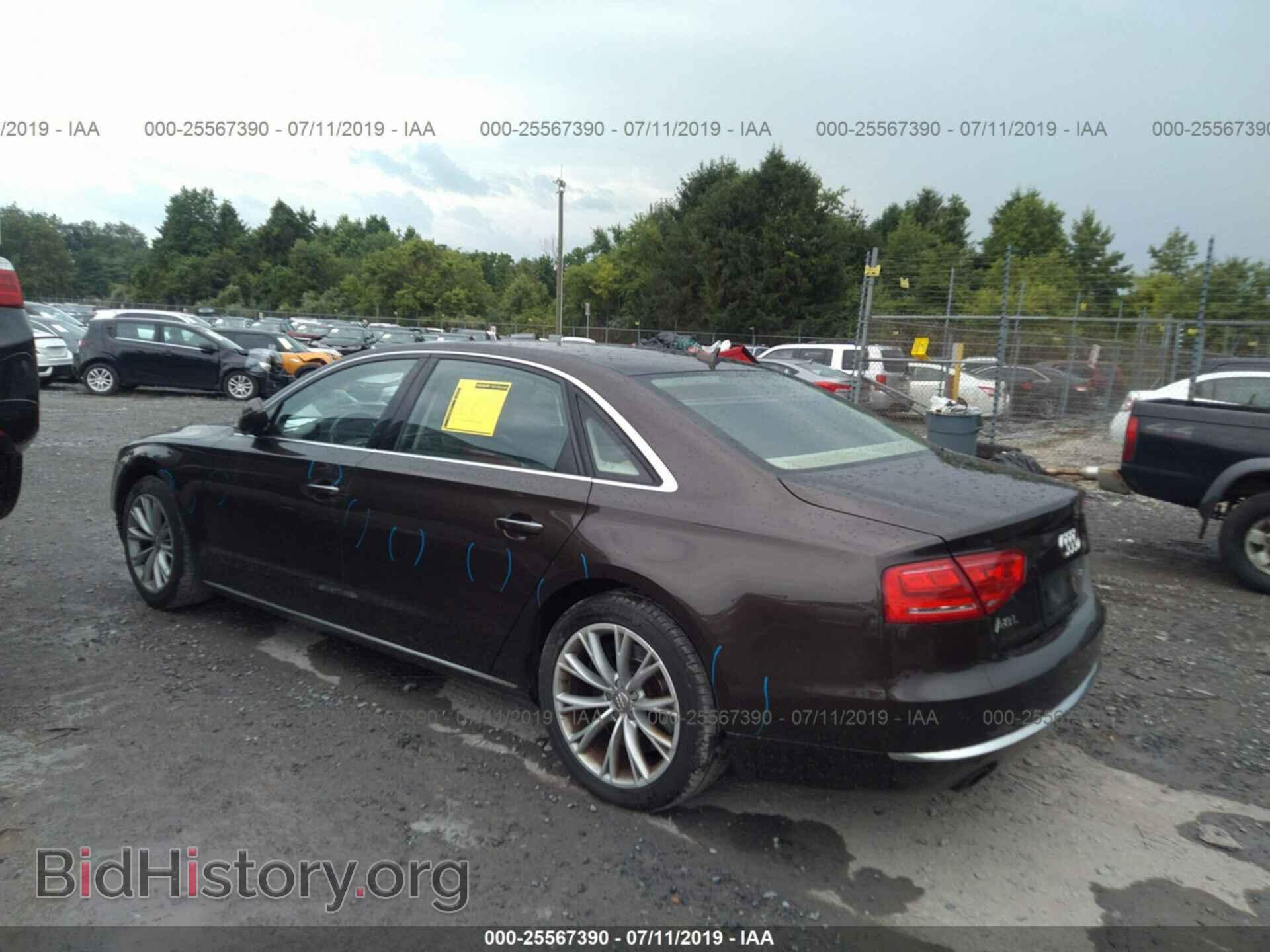 2011 AUDI A8 - VIN: WAURVAFD9BN026995 - Фото 3