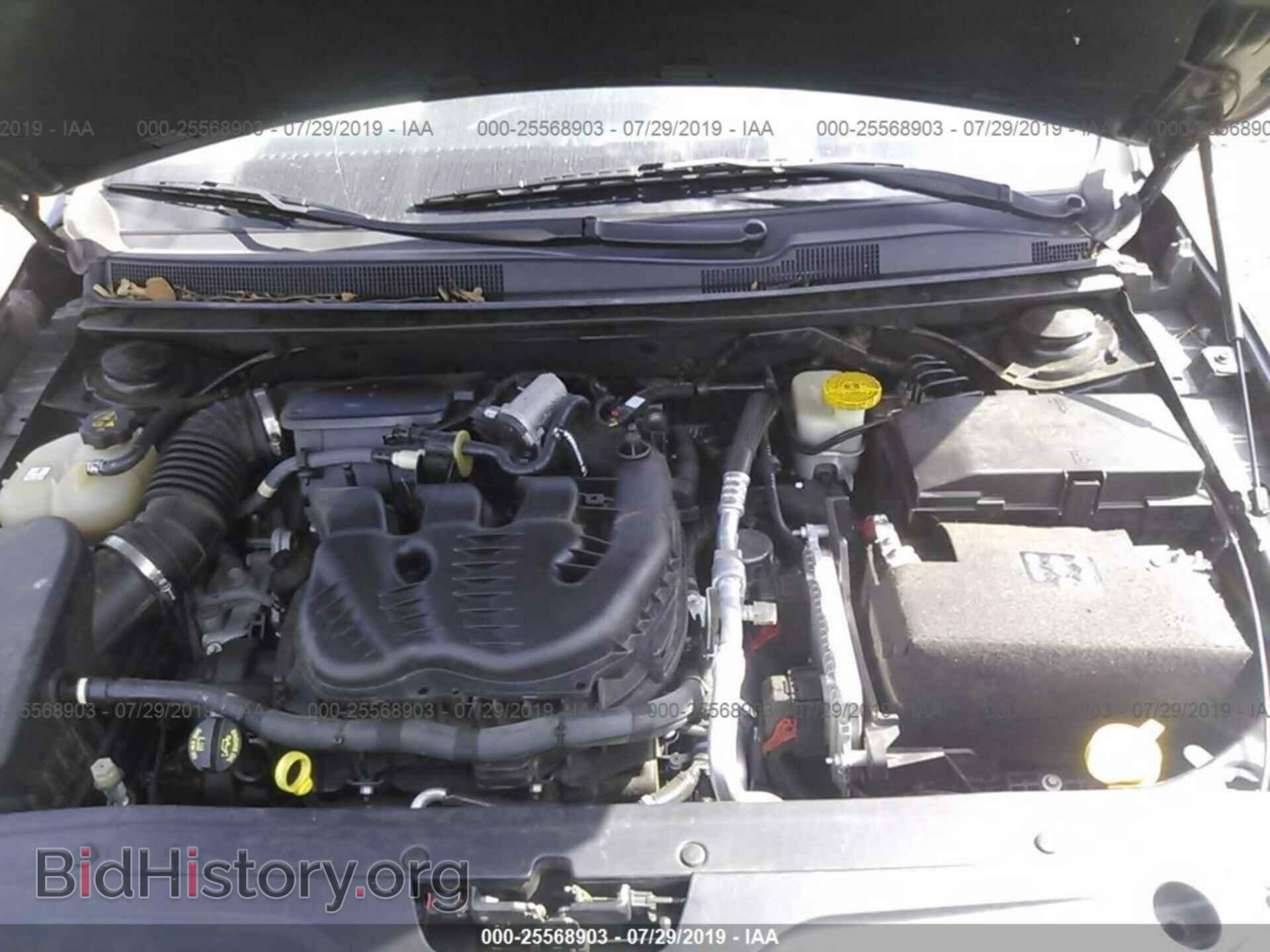 2016 CHRYSLER 200 - VIN: 1C3CCCCG8GN180375 - Фото 10