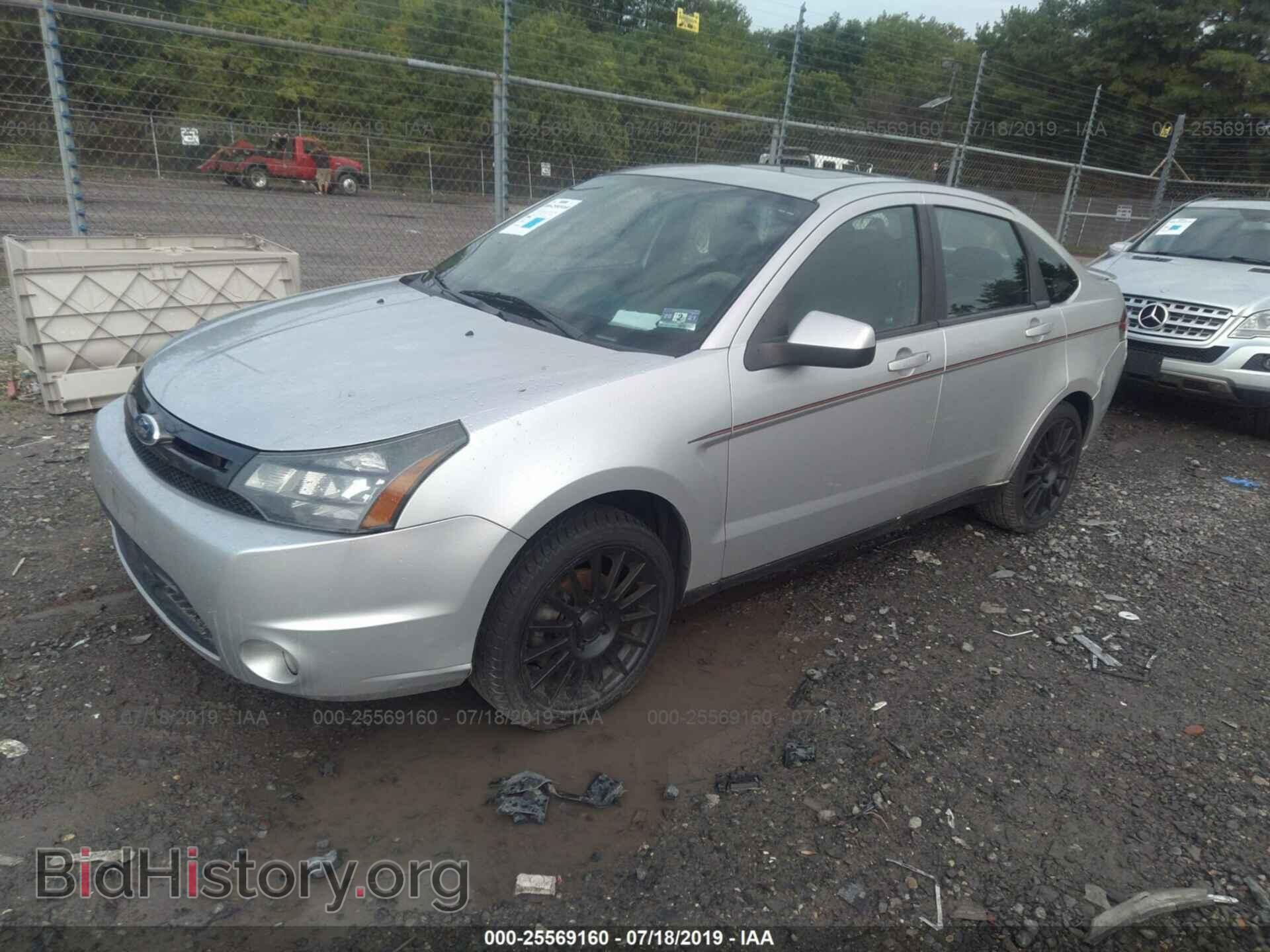 2011 FORD FOCUS - VIN: 1FAHP3GN7BW184148 - Photo 2