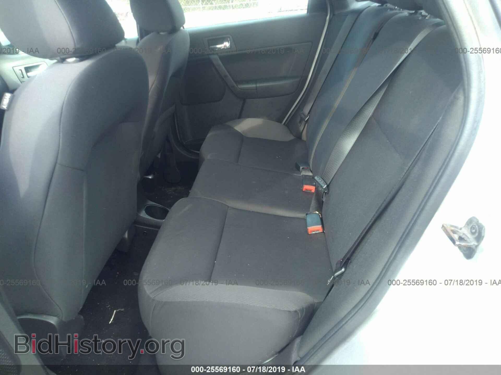 2011 FORD FOCUS - VIN: 1FAHP3GN7BW184148 - Photo 8