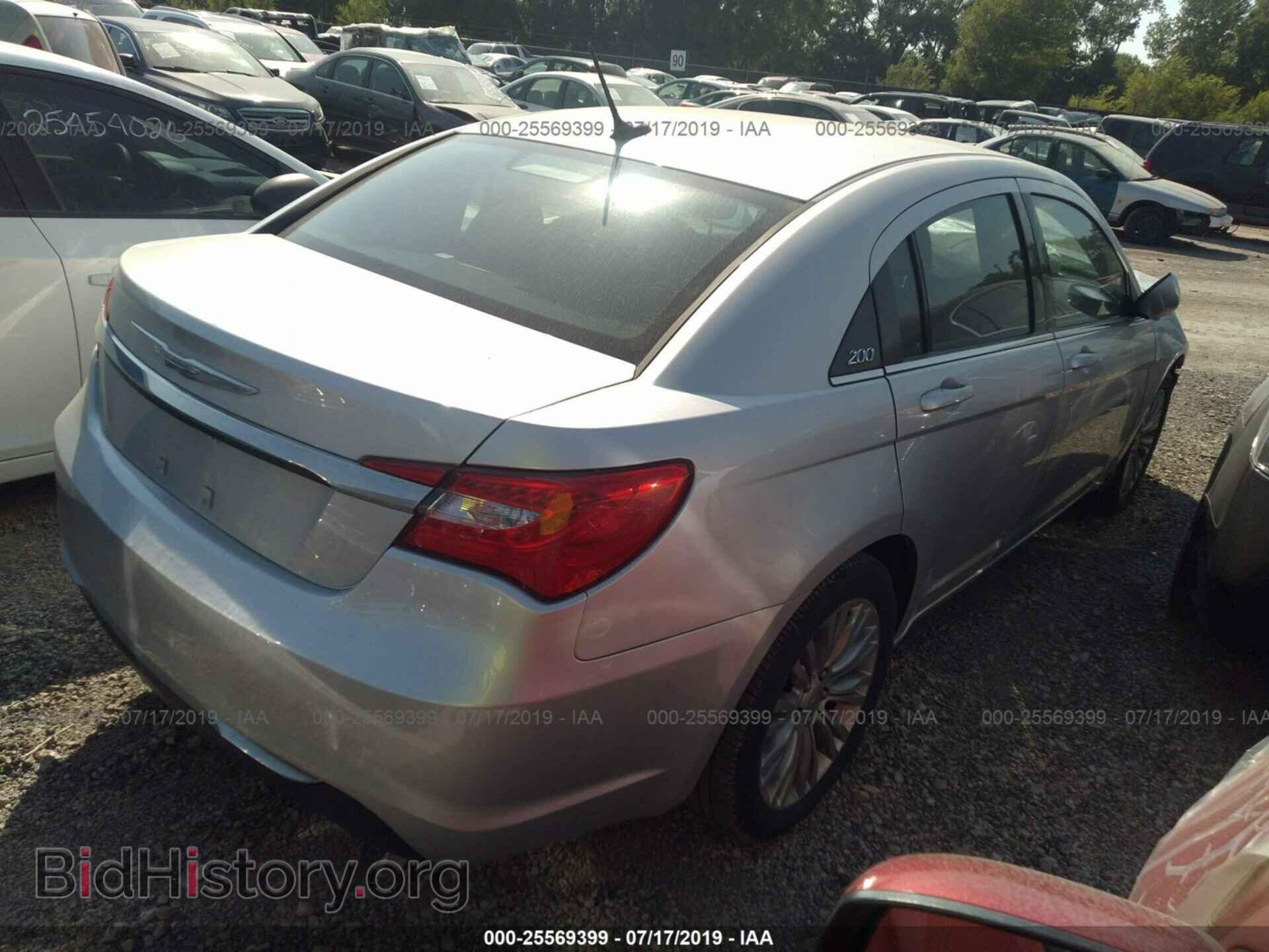 2012 CHRYSLER 200 - VIN: 1C3CCBAB3CN262493 - Фото 4
