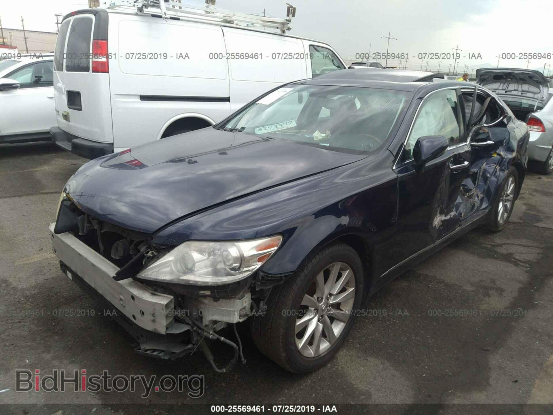2010 LEXUS LS 460 - VIN: JTHBL5EF1A5093110 - Фото 2