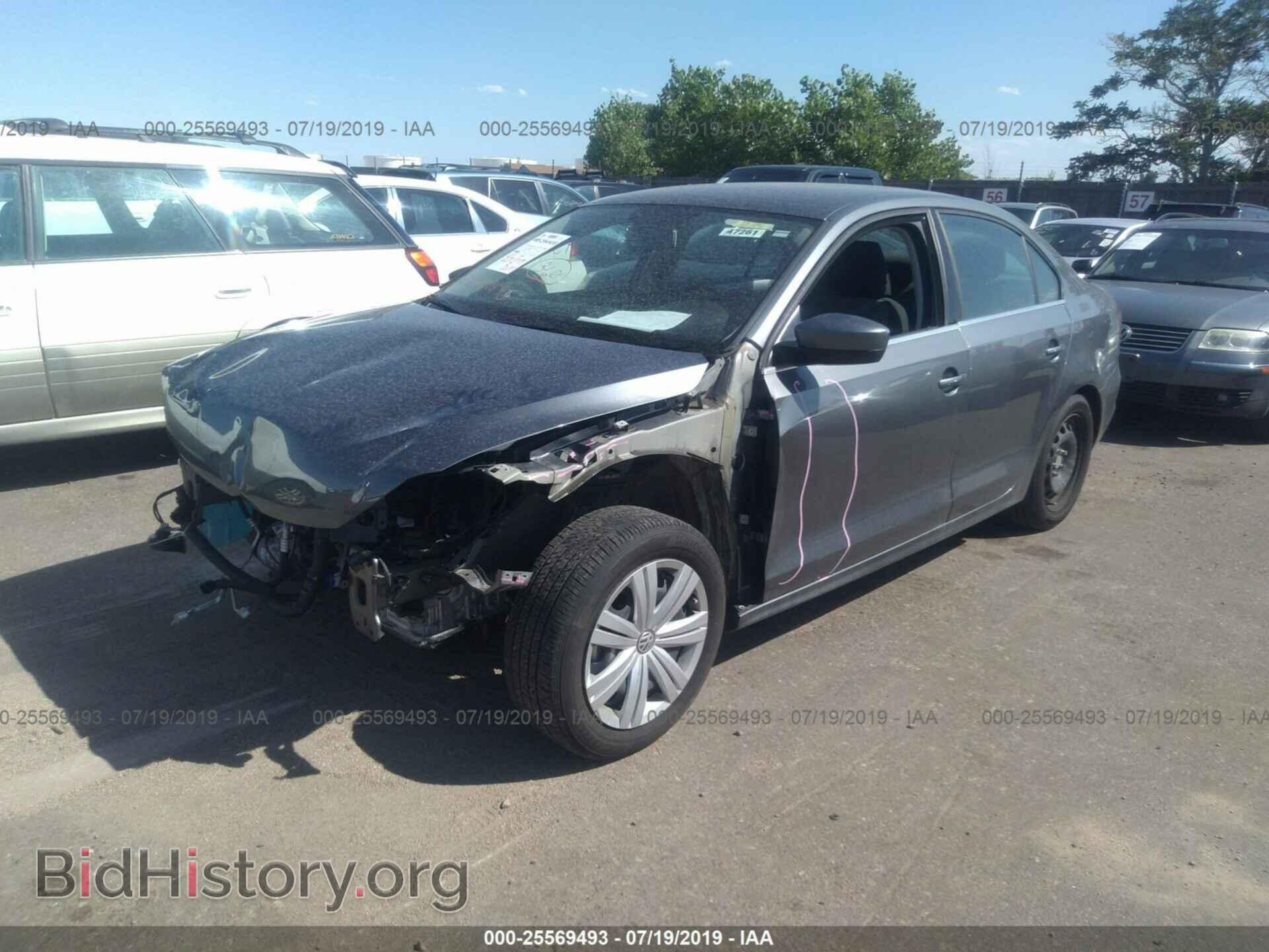 2017 VOLKSWAGEN JETTA - VIN: 3VW2B7AJ2HM399471 - Фото 2