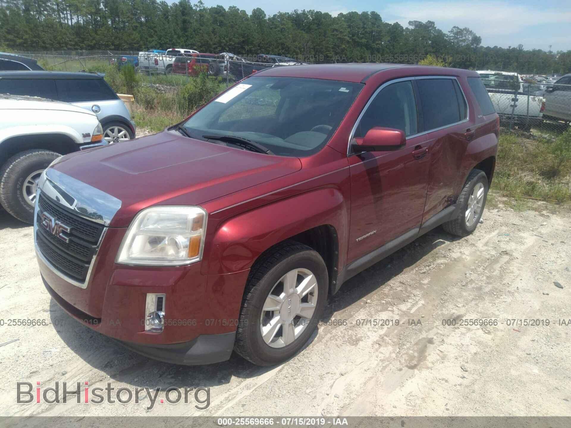 2010 GMC TERRAIN - VIN: 2CTALBEW2A6267982 - Photo 2