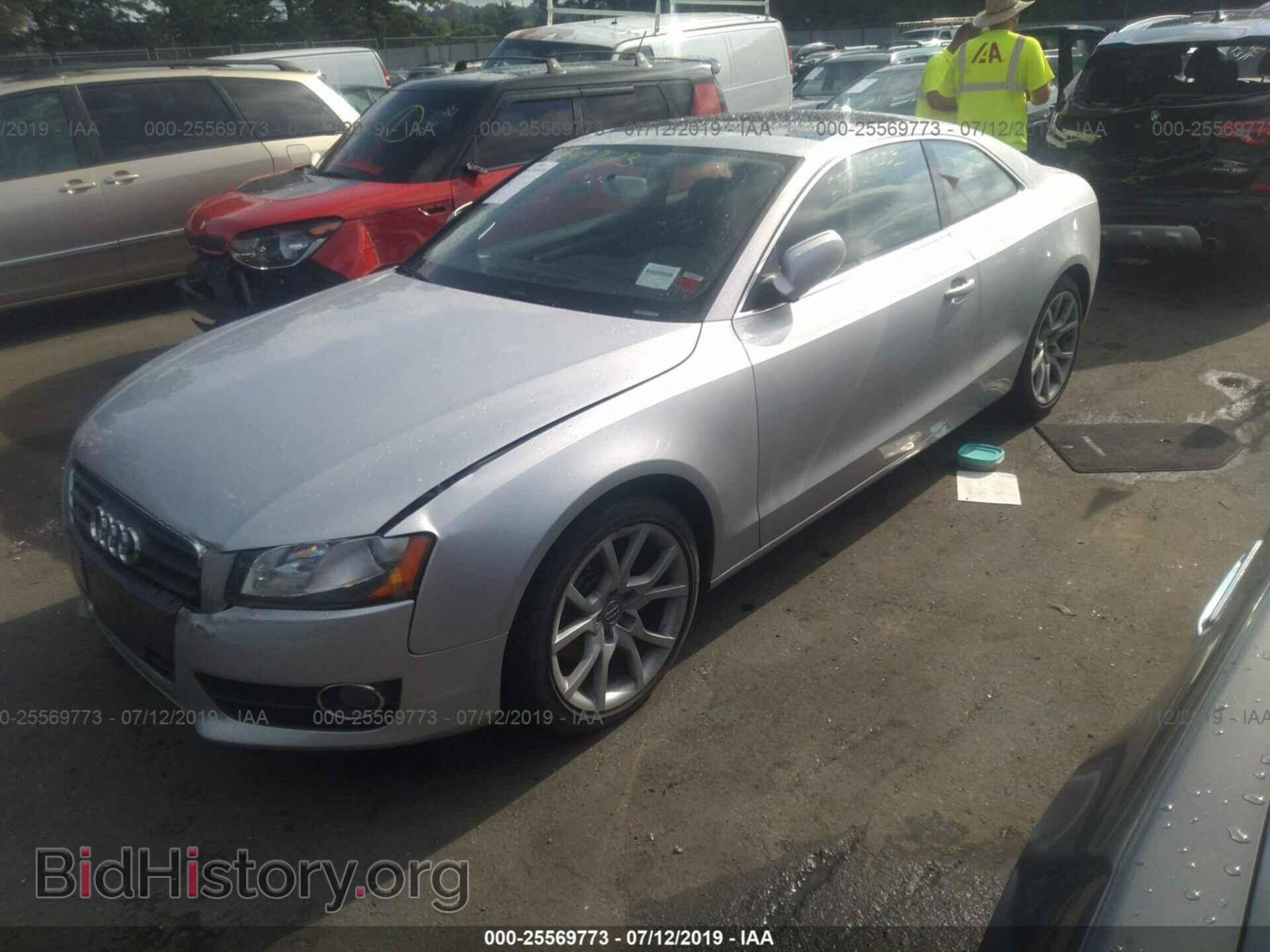 2011 AUDI A5 - VIN: WAUCFAFR4BA024481 - Фото 2