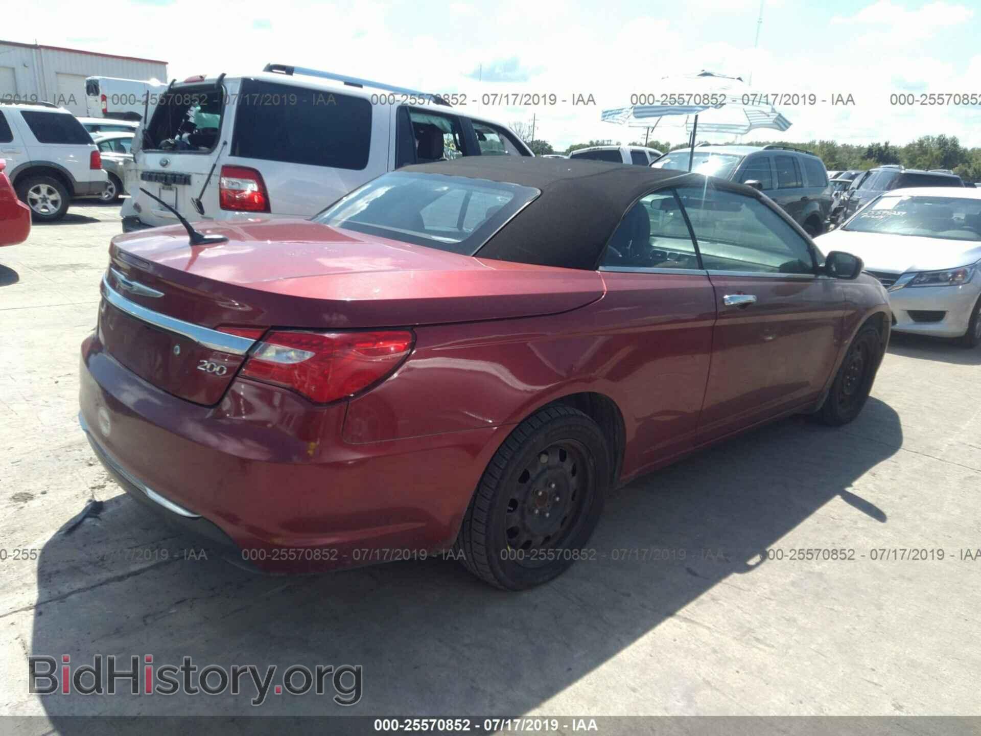 2013 CHRYSLER 200 - VIN: 1C3BCBEB3DN531678 - Photo 4