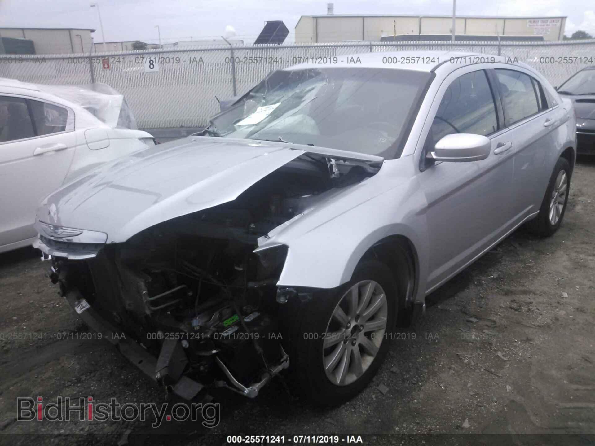 2012 CHRYSLER 200 - VIN: 1C3CCBBB9CN101130 - Фото 2