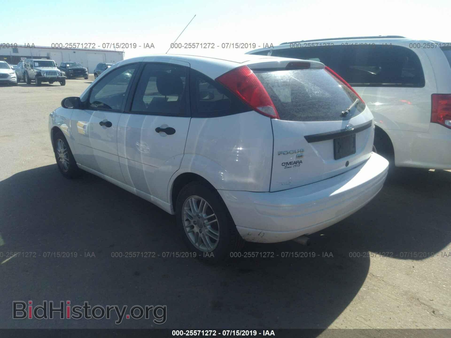 2005 FORD FOCUS - VIN: 3FAHP37N85R135175 - Фото 3