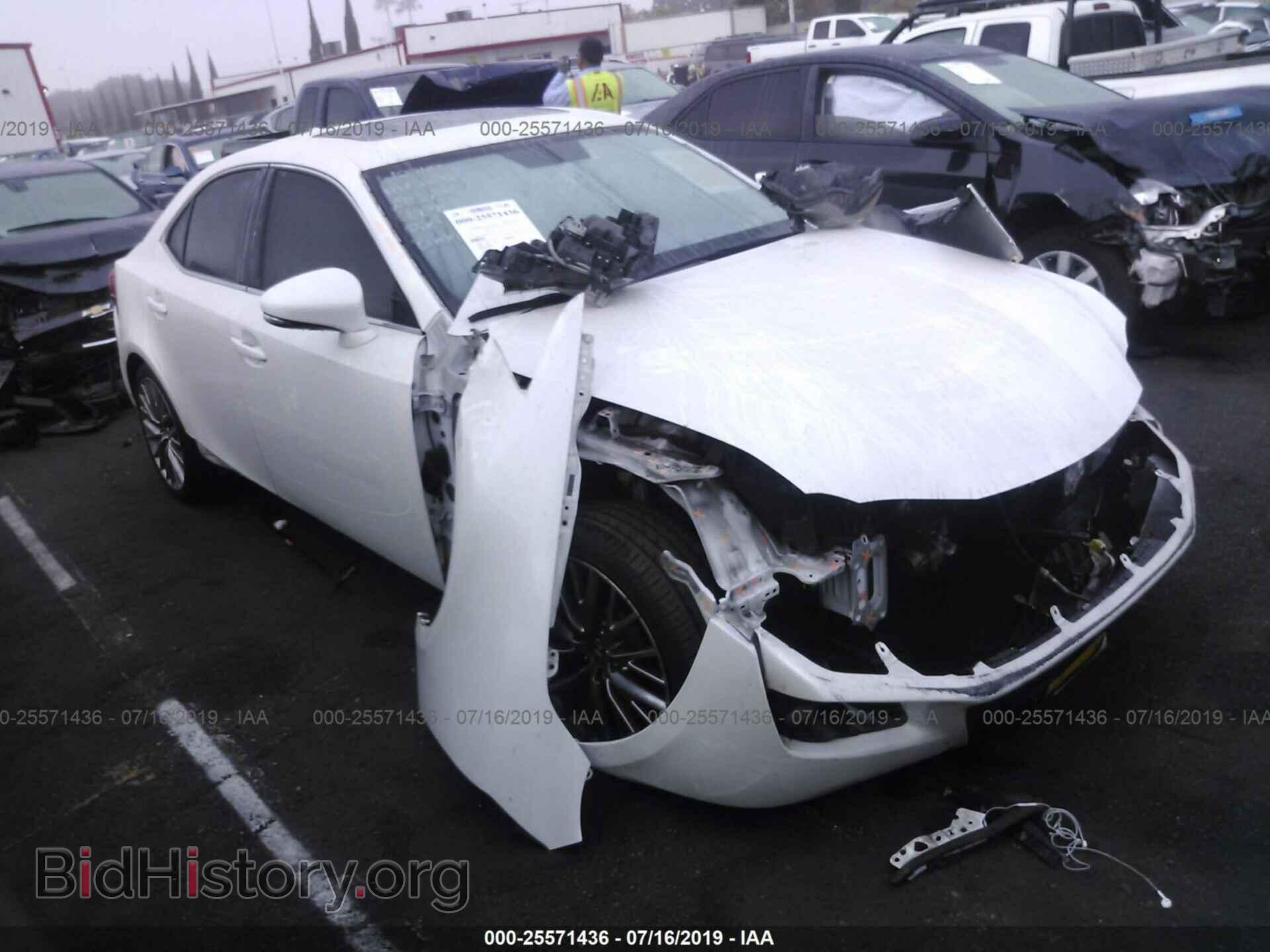 Фотография JTHBF1D28E5027609 - LEXUS IS 2014