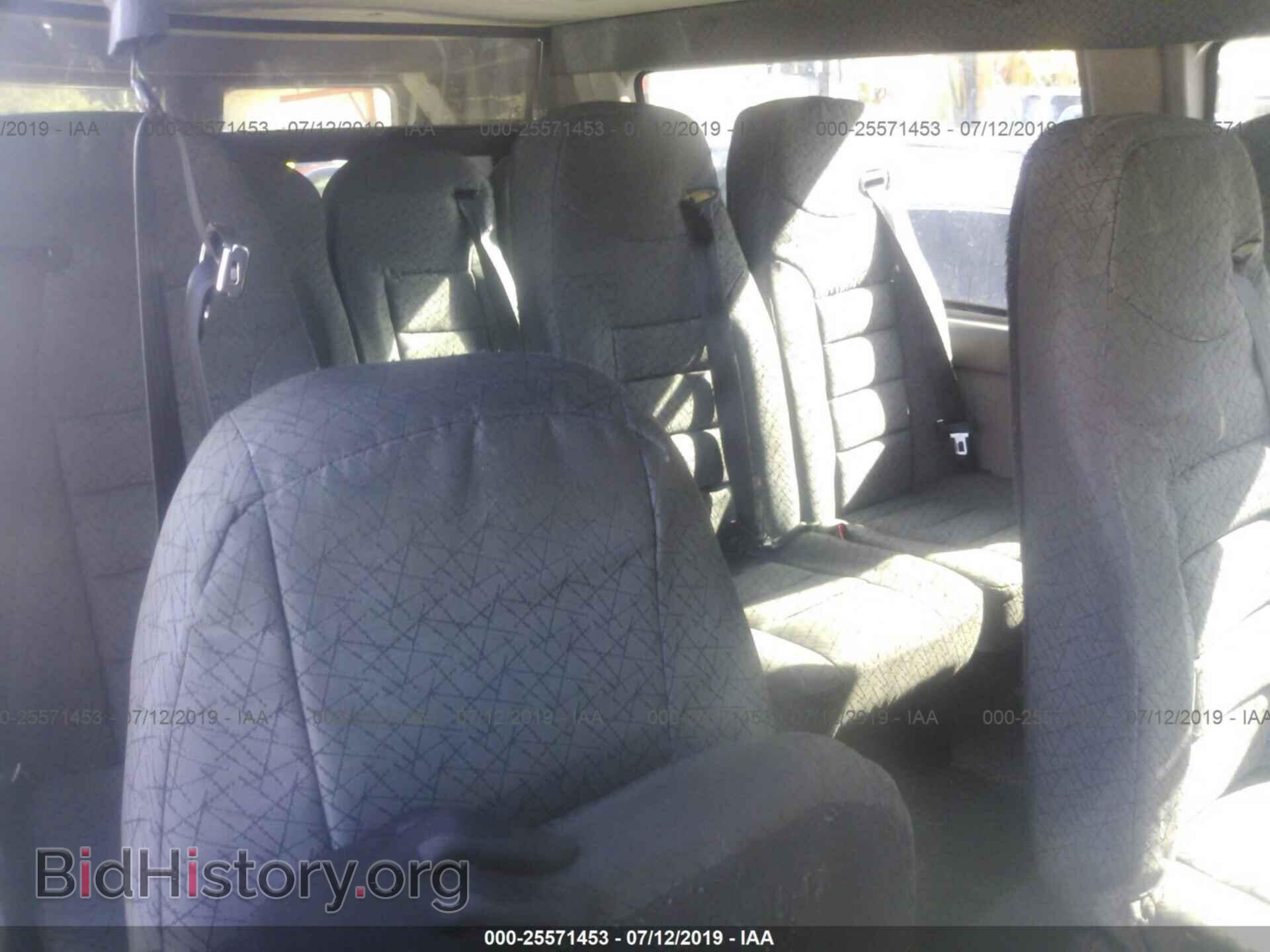 2010 FORD ECONOLINE - VIN: 1FTNS2ELXADA09135 - Фото 8