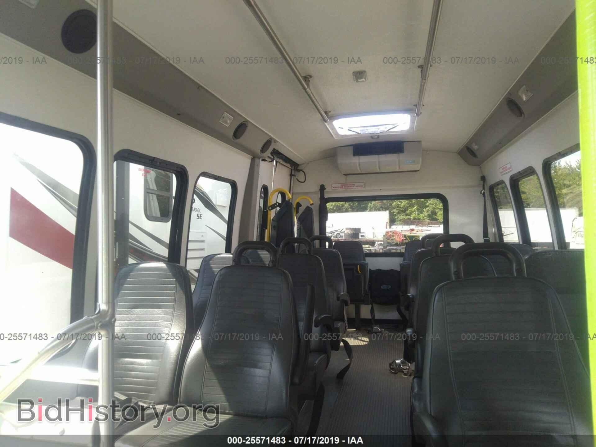 2006 FORD ECONOLINE - VIN: 1FDXE45P06DB13697 - Фото 7