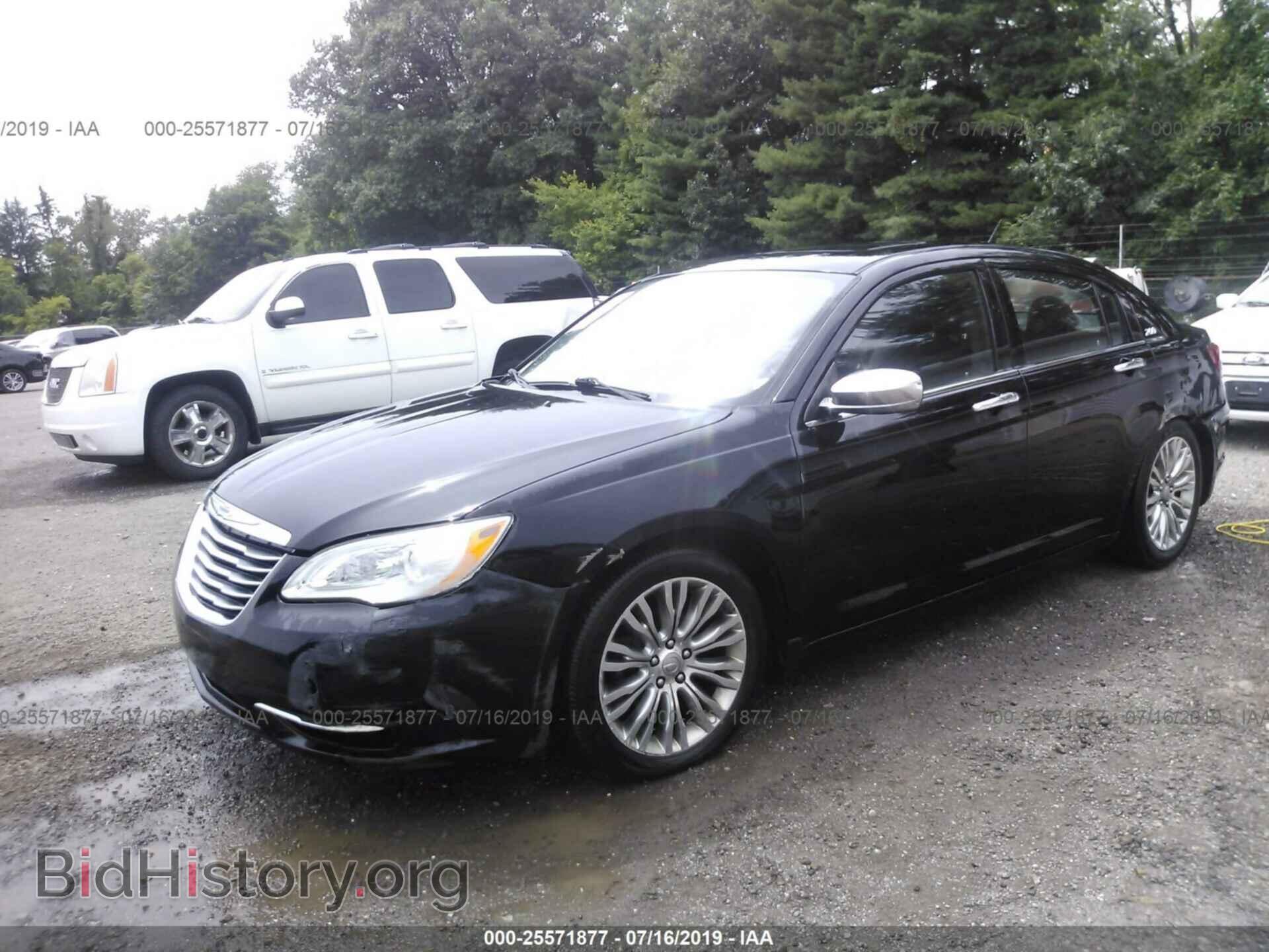 2013 CHRYSLER 200 - VIN: 1C3CCBCG6DN550017 - Photo 2