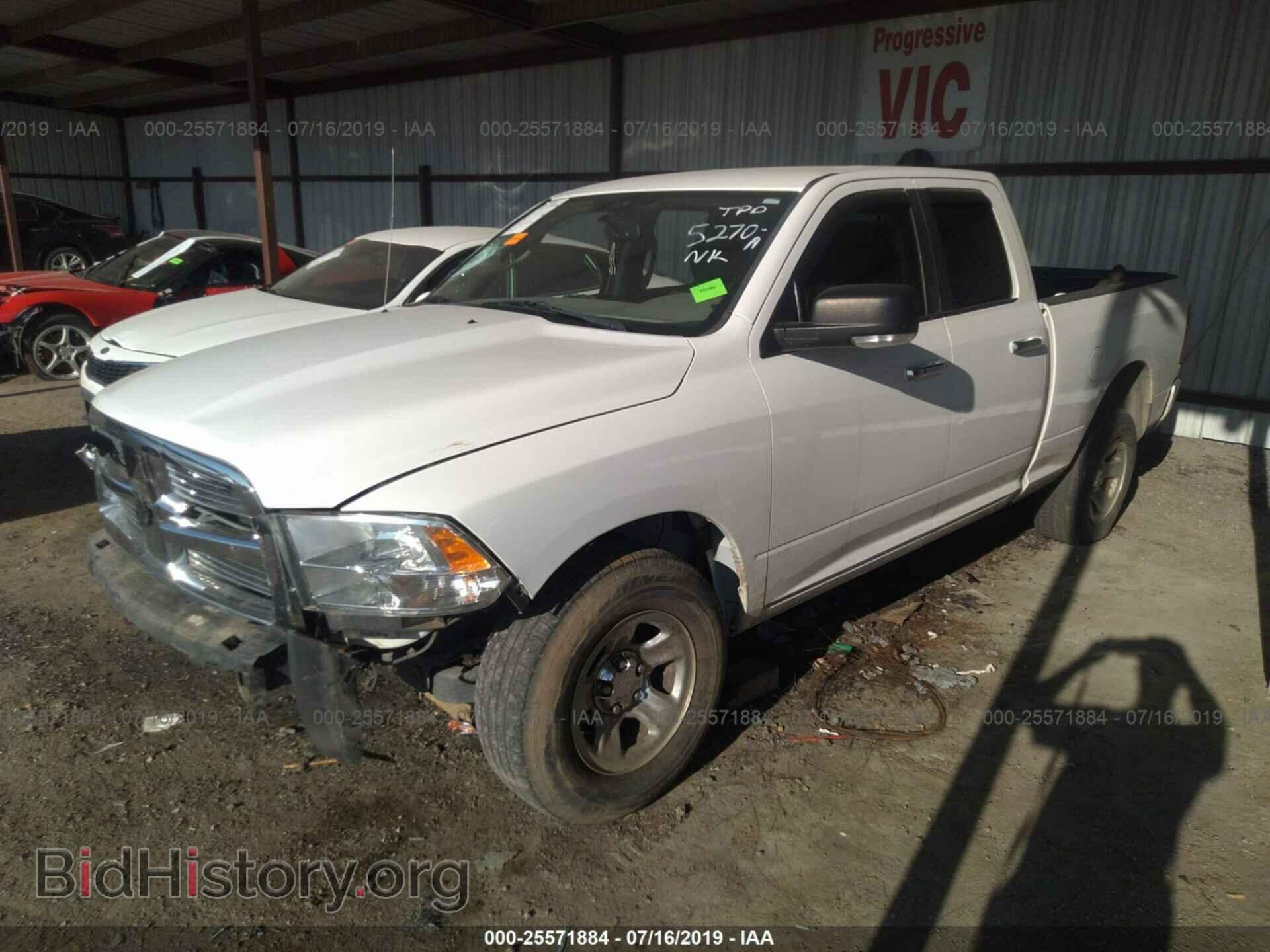 2011 DODGE RAM 1500 - VIN: 1D7RB1GT0BS628502 - Фото 2