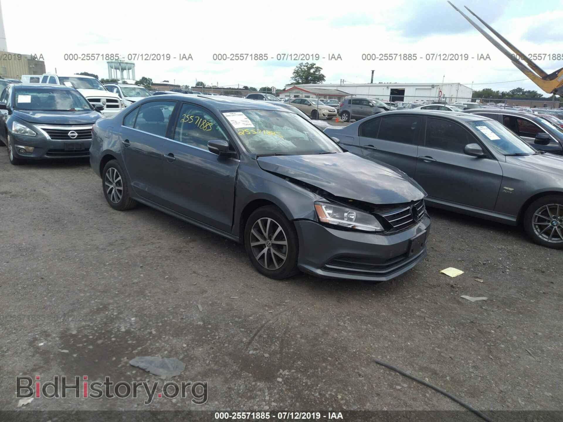 Фотография 3VWDB7AJ8HM217443 - VOLKSWAGEN JETTA 2017