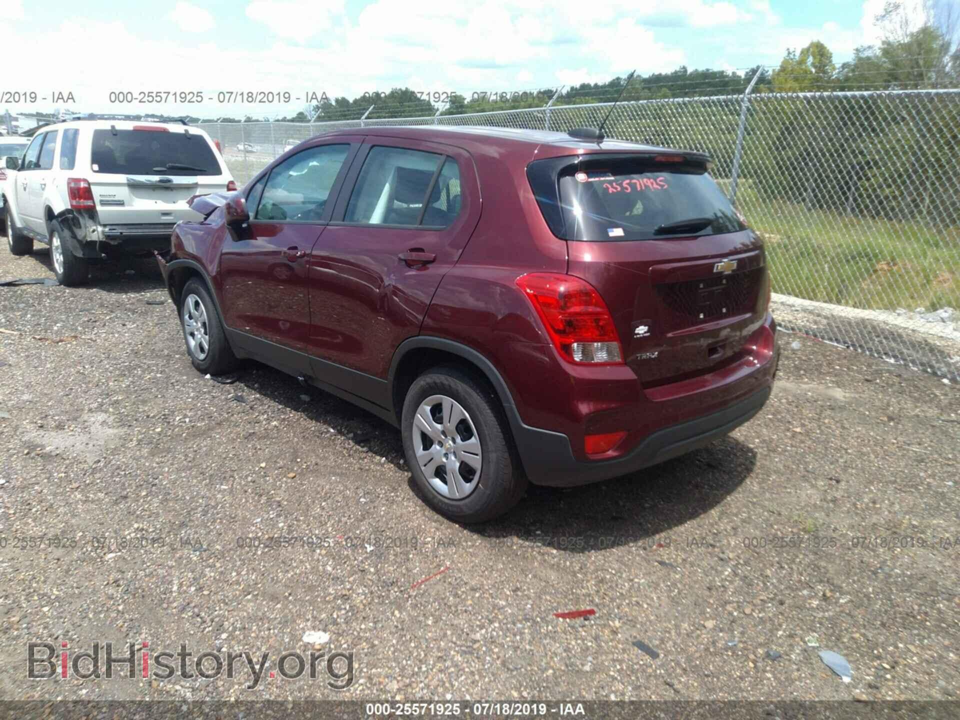 2017 CHEVROLET TRAX - VIN: 3GNCJKSB2HL239088 - Photo 3