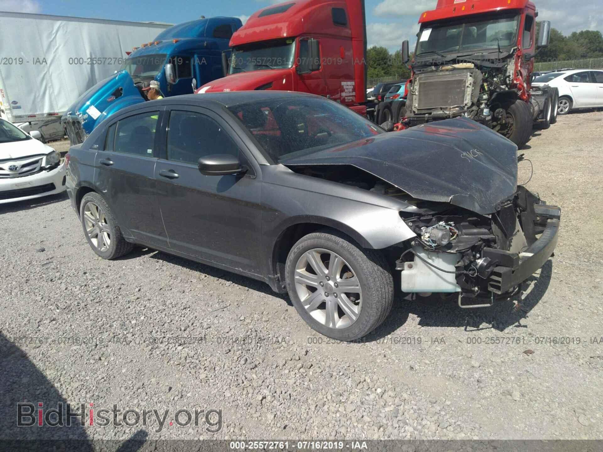 Photo 1C3CCBAB4DN669384 - CHRYSLER 200 2013