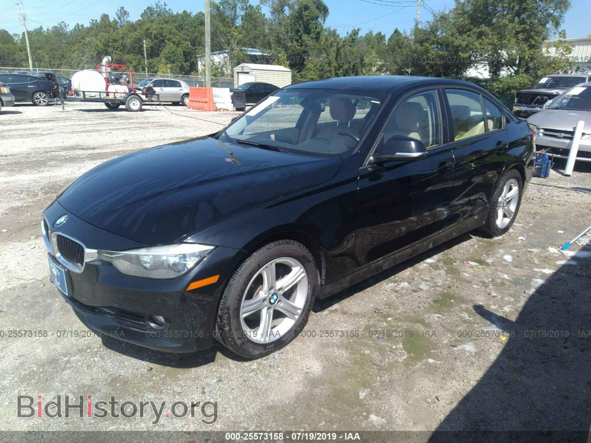 2013 BMW 320 - VIN: WBA3B1C55DF461537 - Photo 2