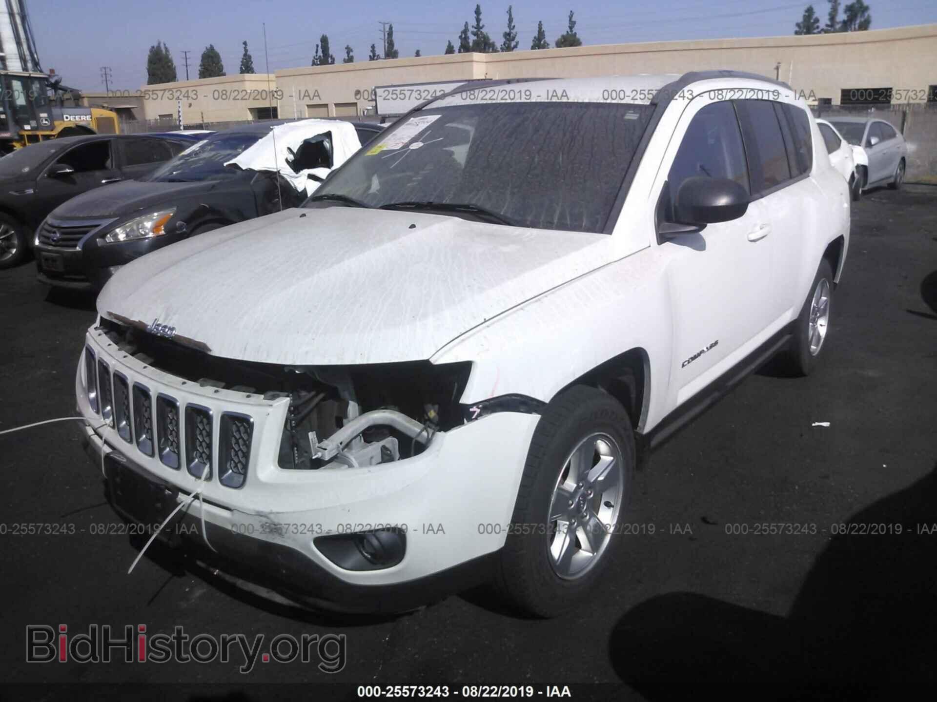 2014 JEEP COMPASS - VIN: 1C4NJCBA0ED817883 - Photo 2