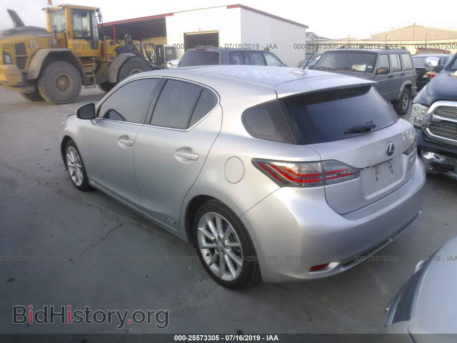 2011 LEXUS CT 200H - VIN: JTHKD5BH4B2013224 - Фото 3