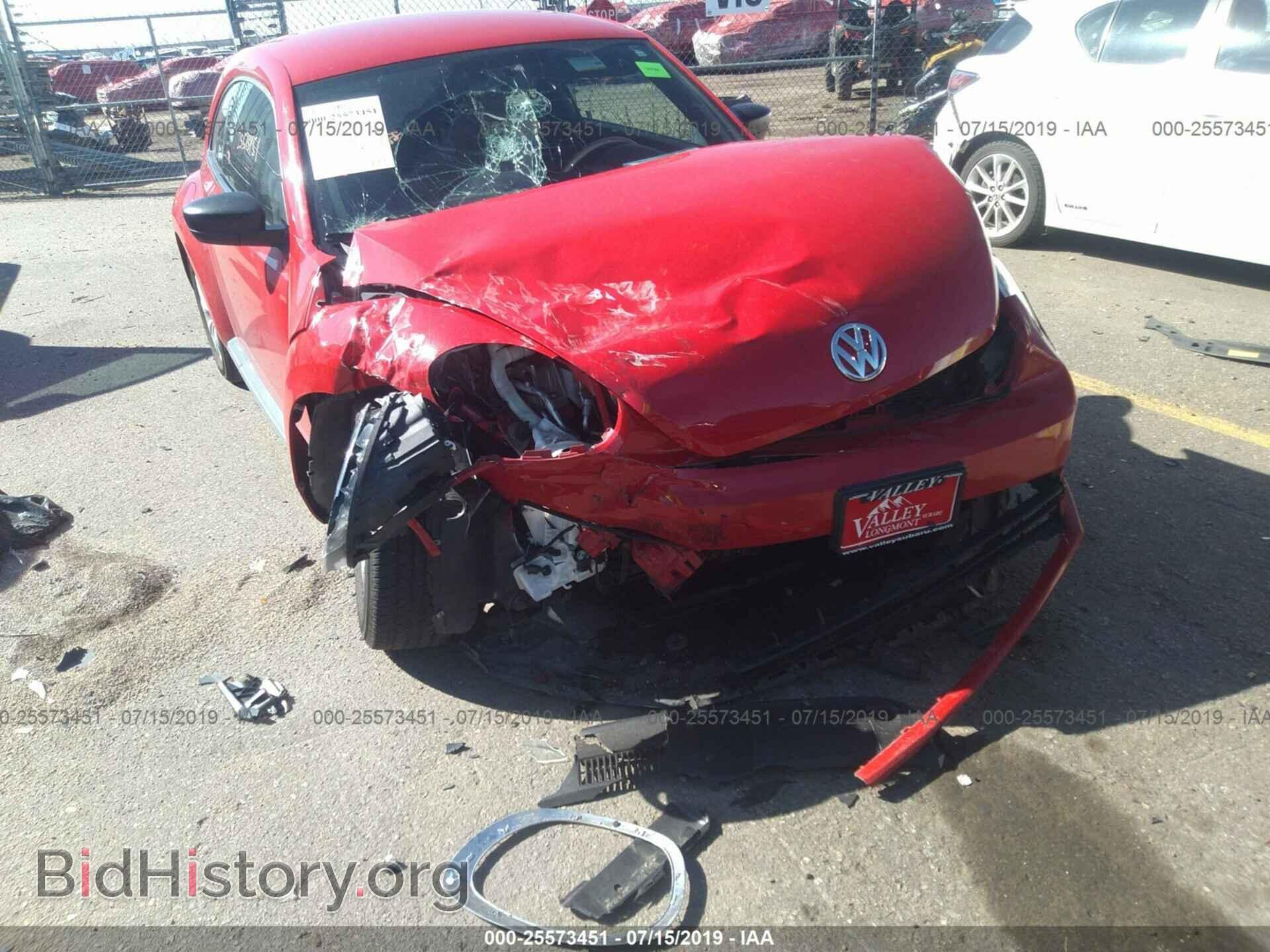 2013 VOLKSWAGEN BEETLE - VIN: 3VWFP7AT5DM612492 - Фото 6